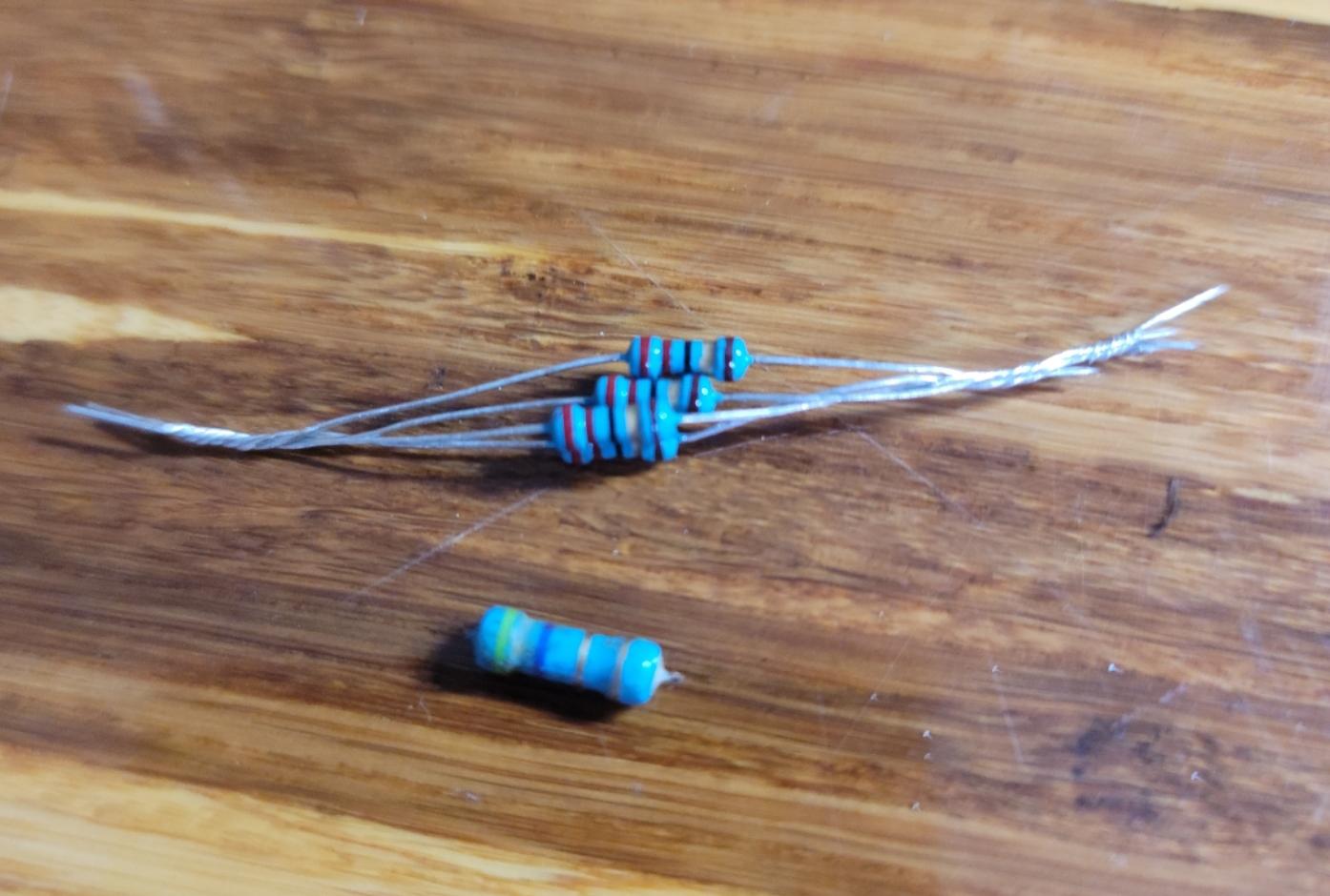 22 ohms ÷ 4 = 5.7 can someone tell me if I can do this or why it would