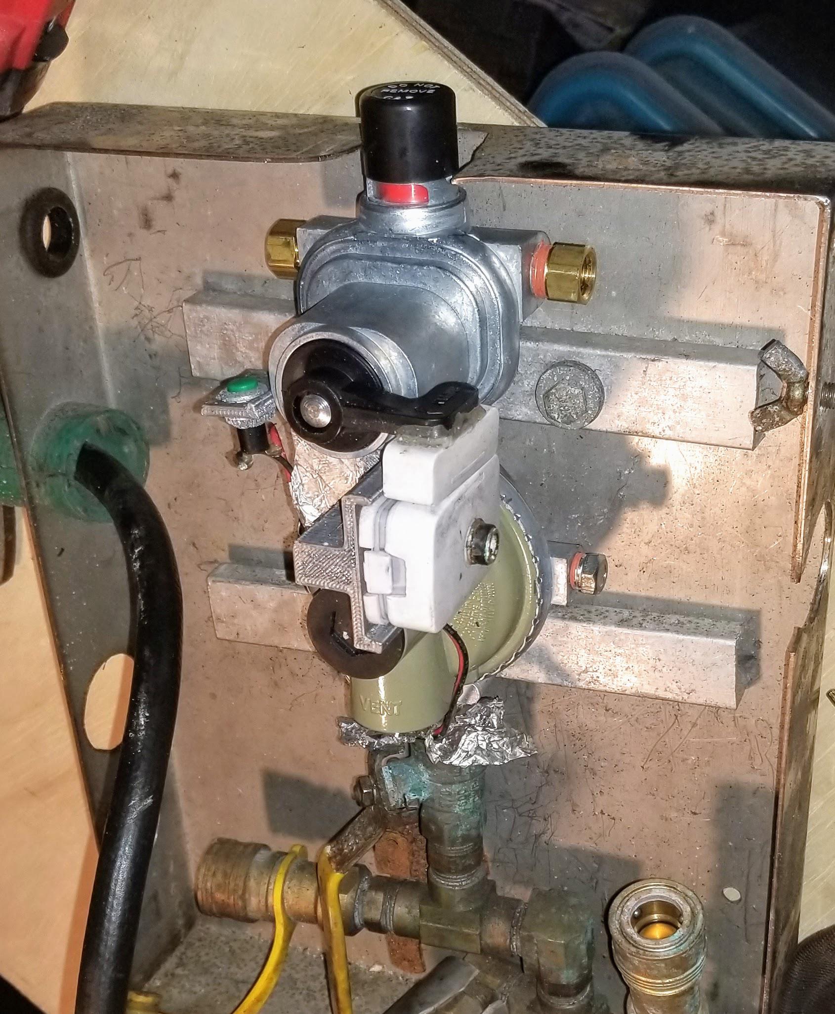 Modded a Smartthings Sensor to keep track of when the propane regulator