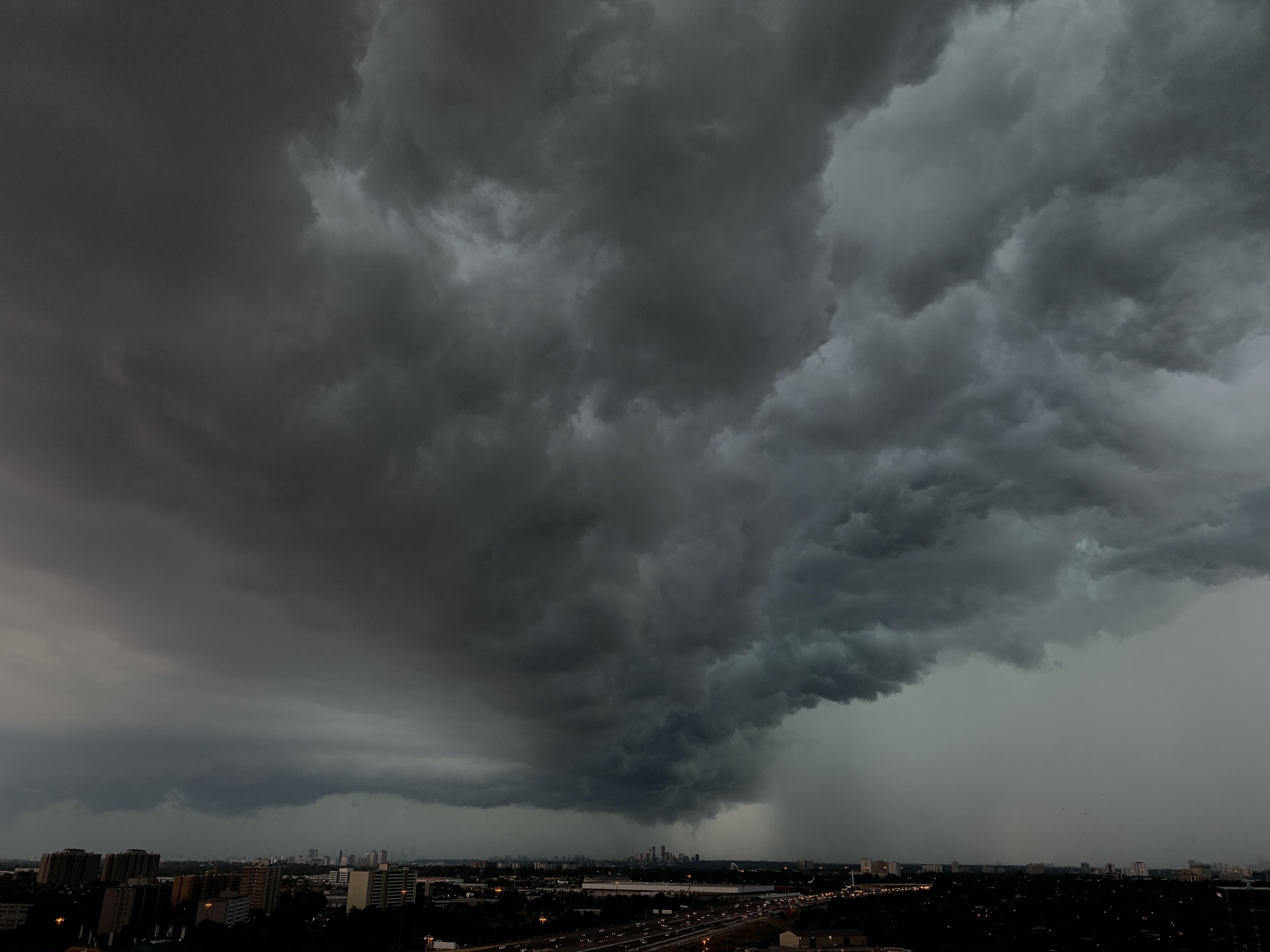 ITAP funnel cloud Toronto r/itookapicture