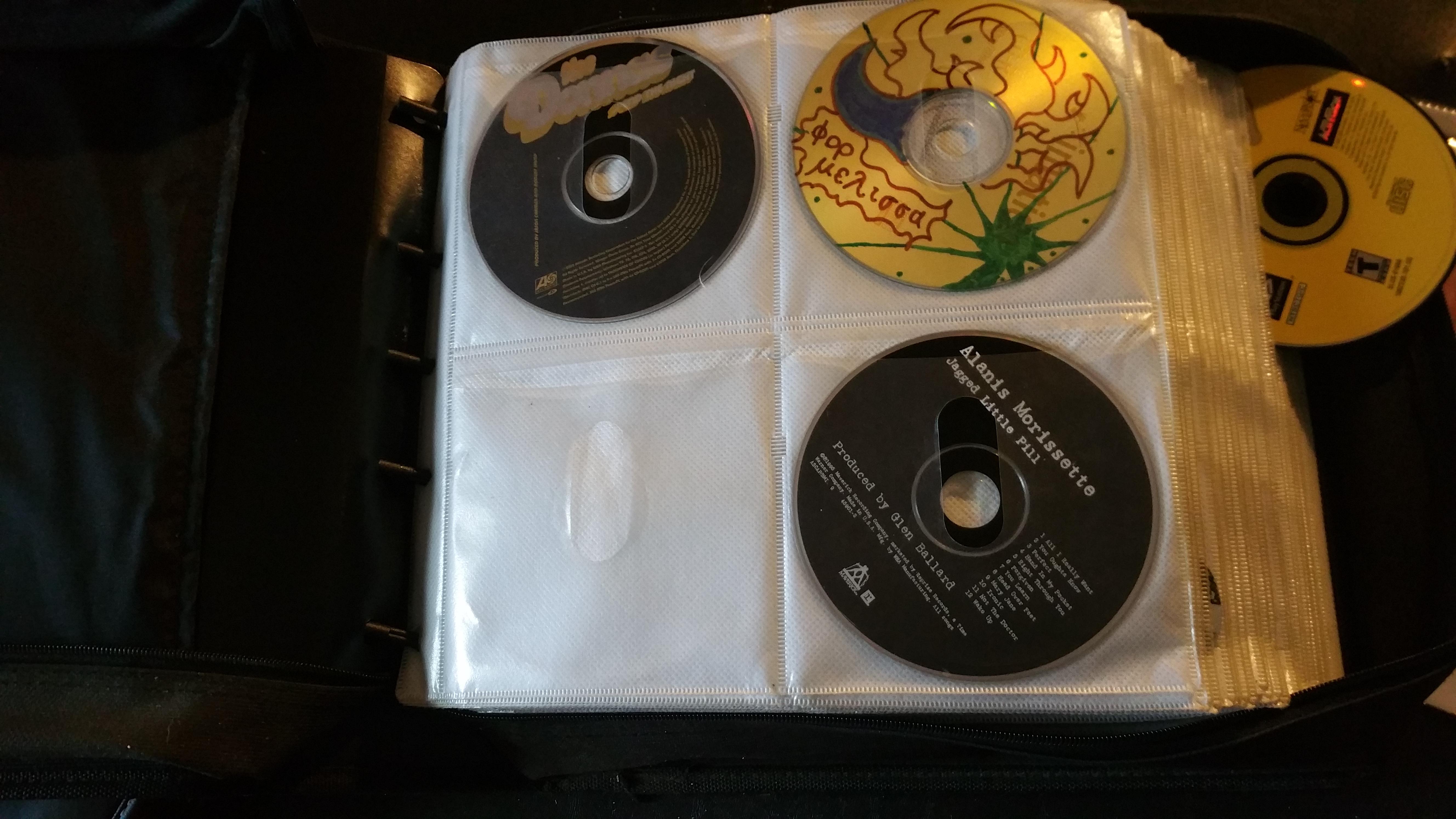 300 Disc CD Wallet r/nostalgia