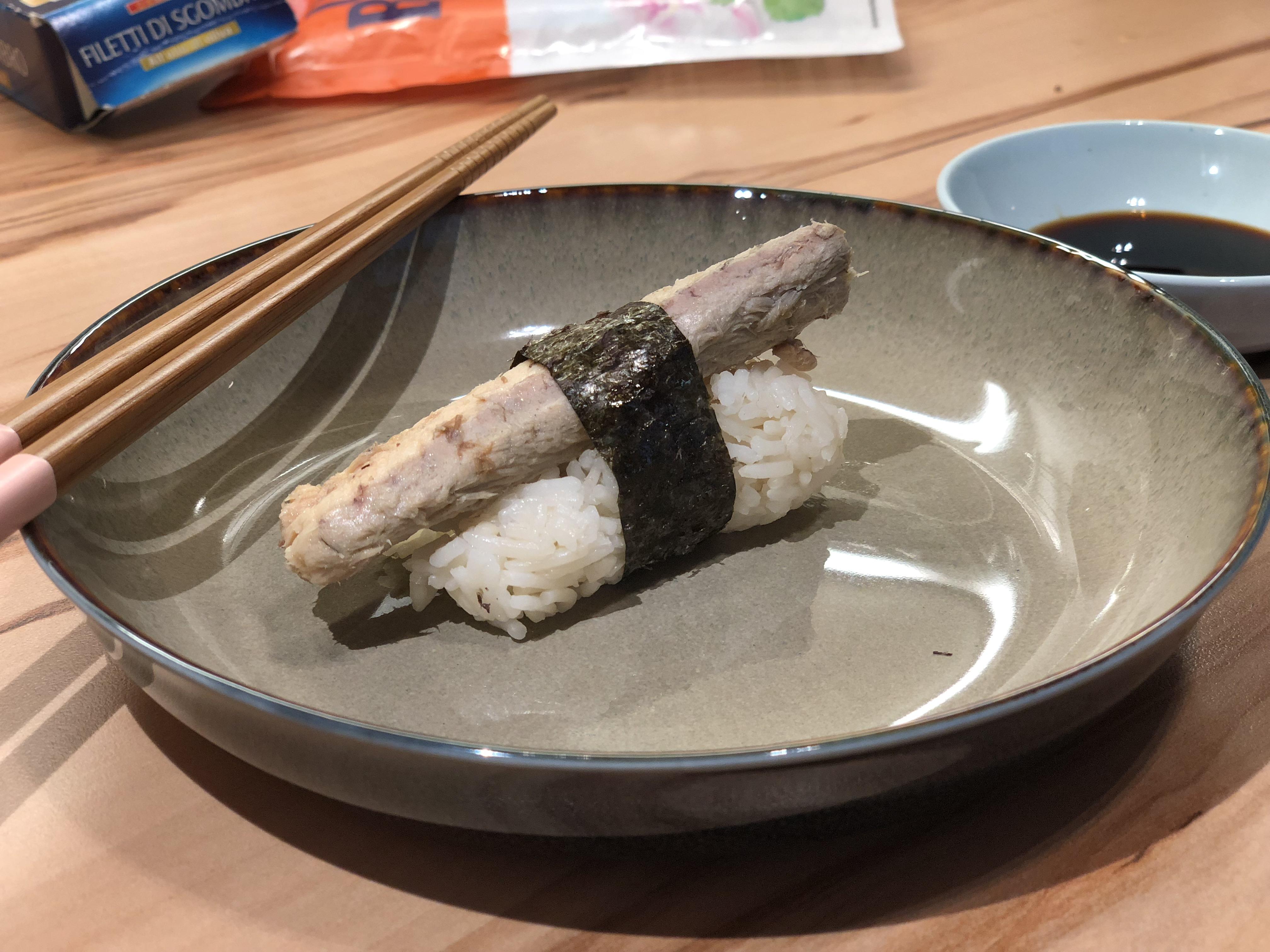 Homemade Saba Nigiri r/sushi