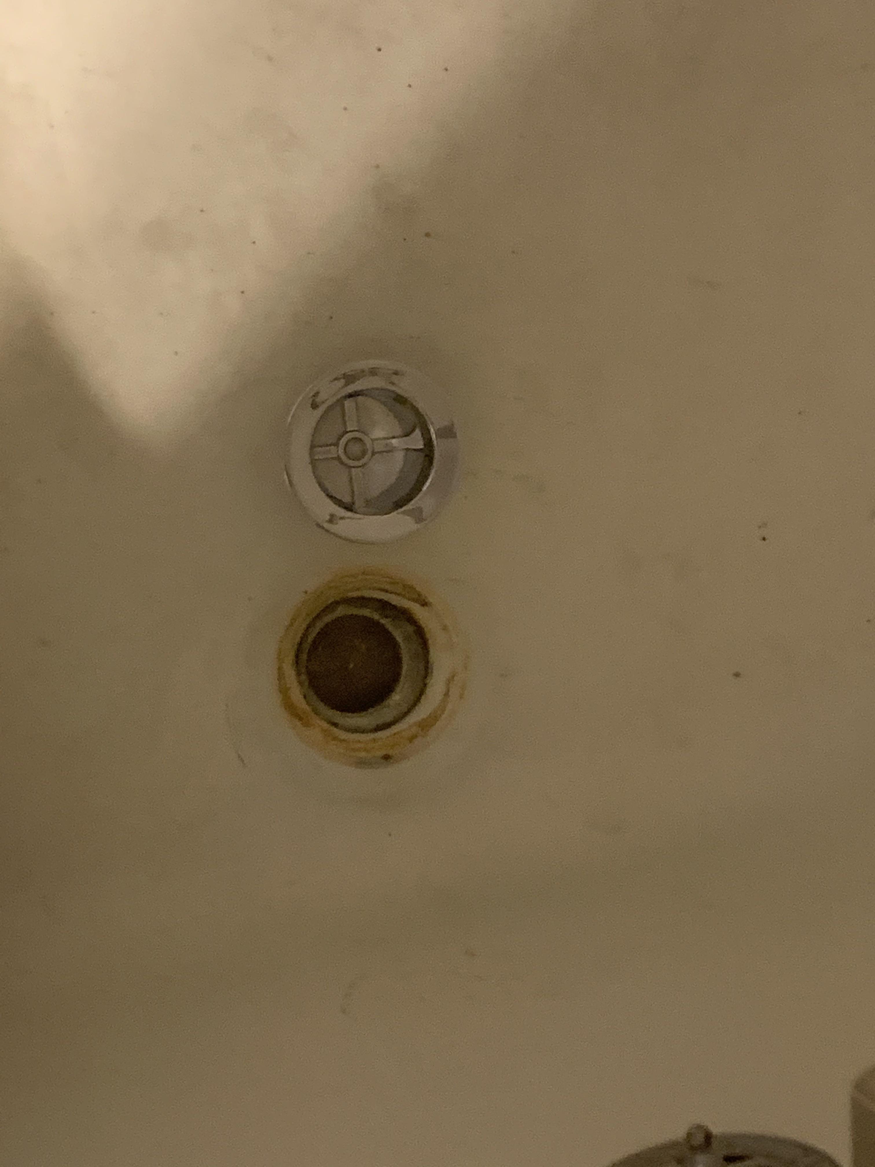 New drain plug doesn’t fit old bathtub threads. The new one is much