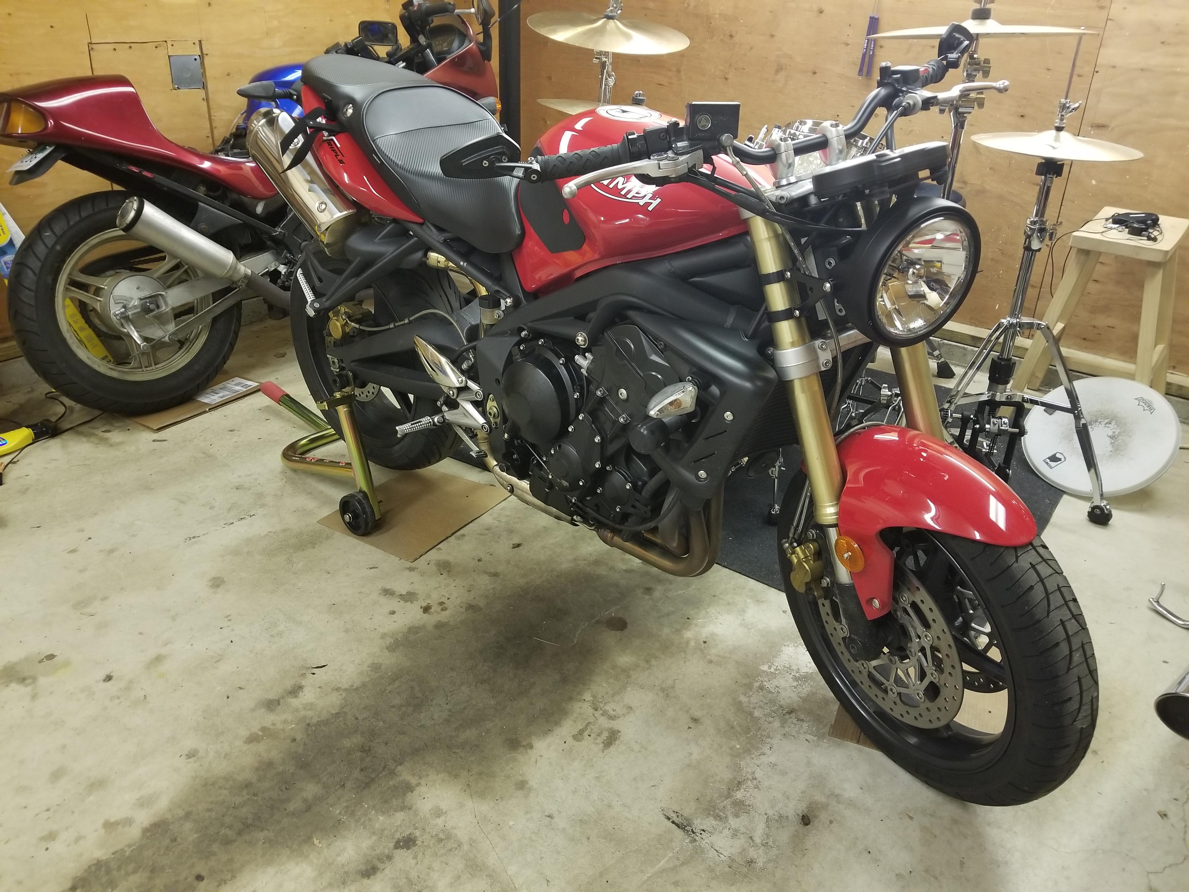 Installed the motodemic single headlight conversion over the weekend