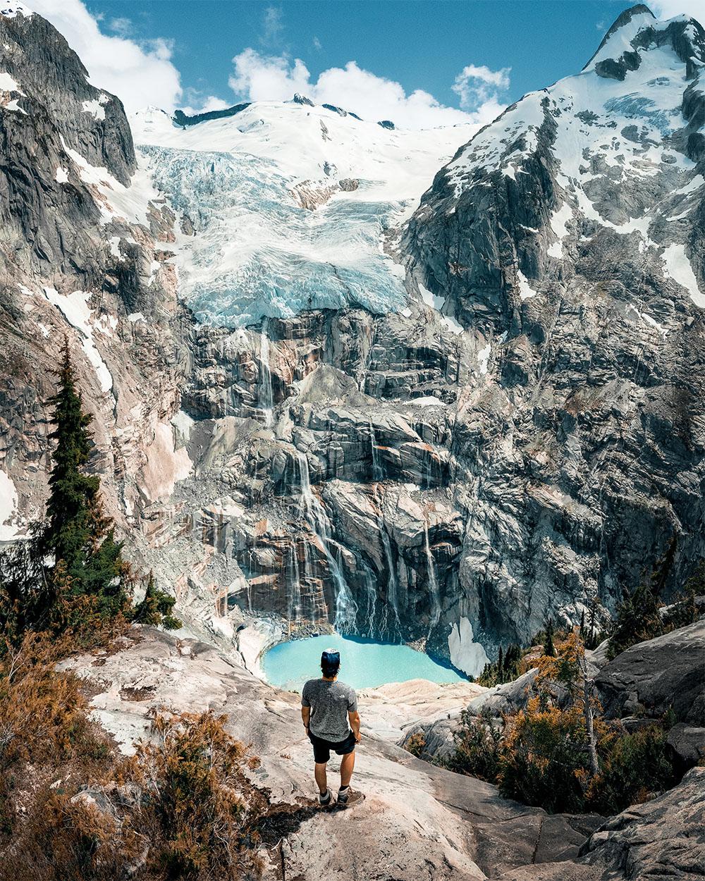 The stunning backcountry of British Columbia. r/canada