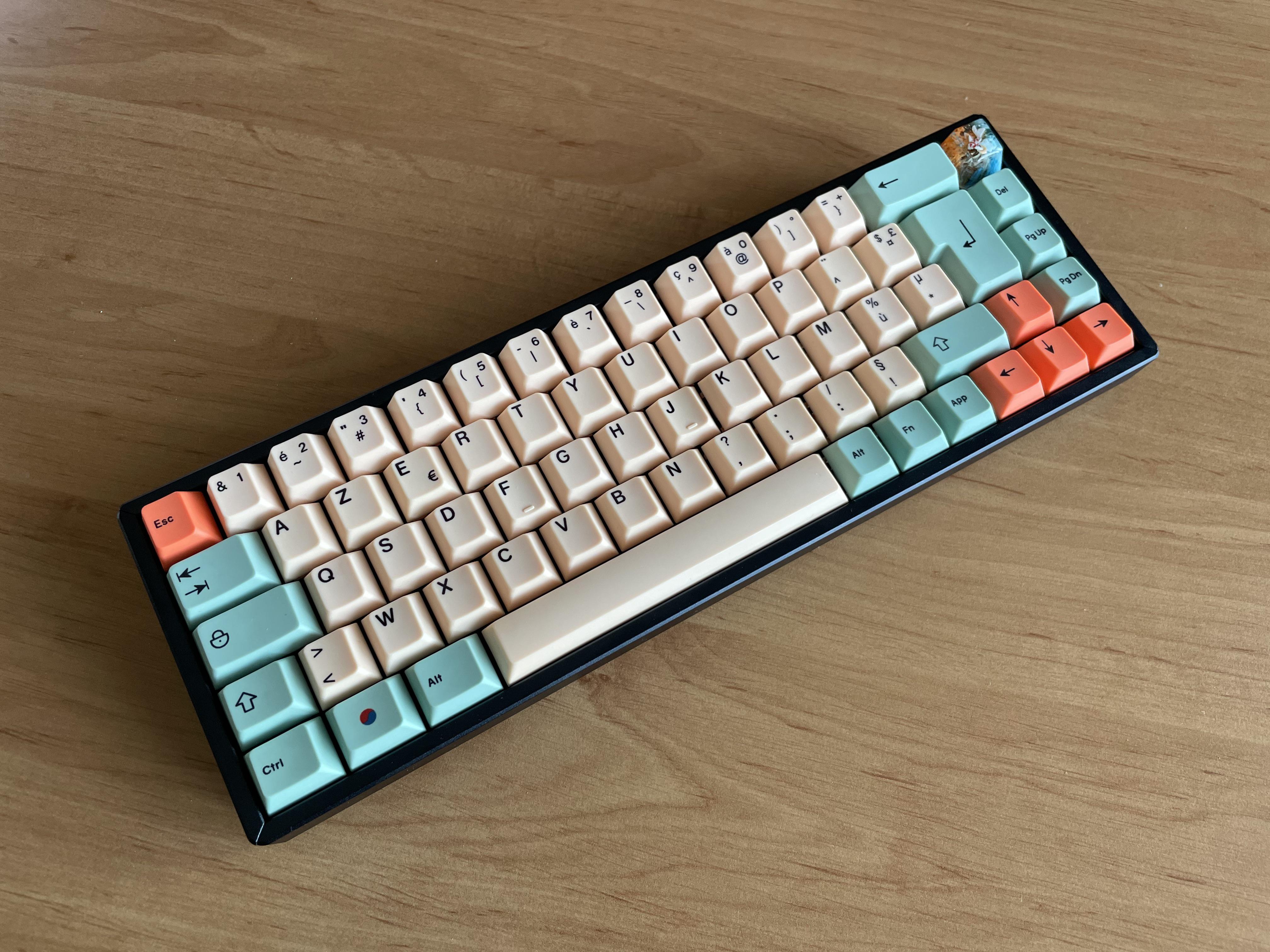 My K6 with azerty keycaps r/Keychron