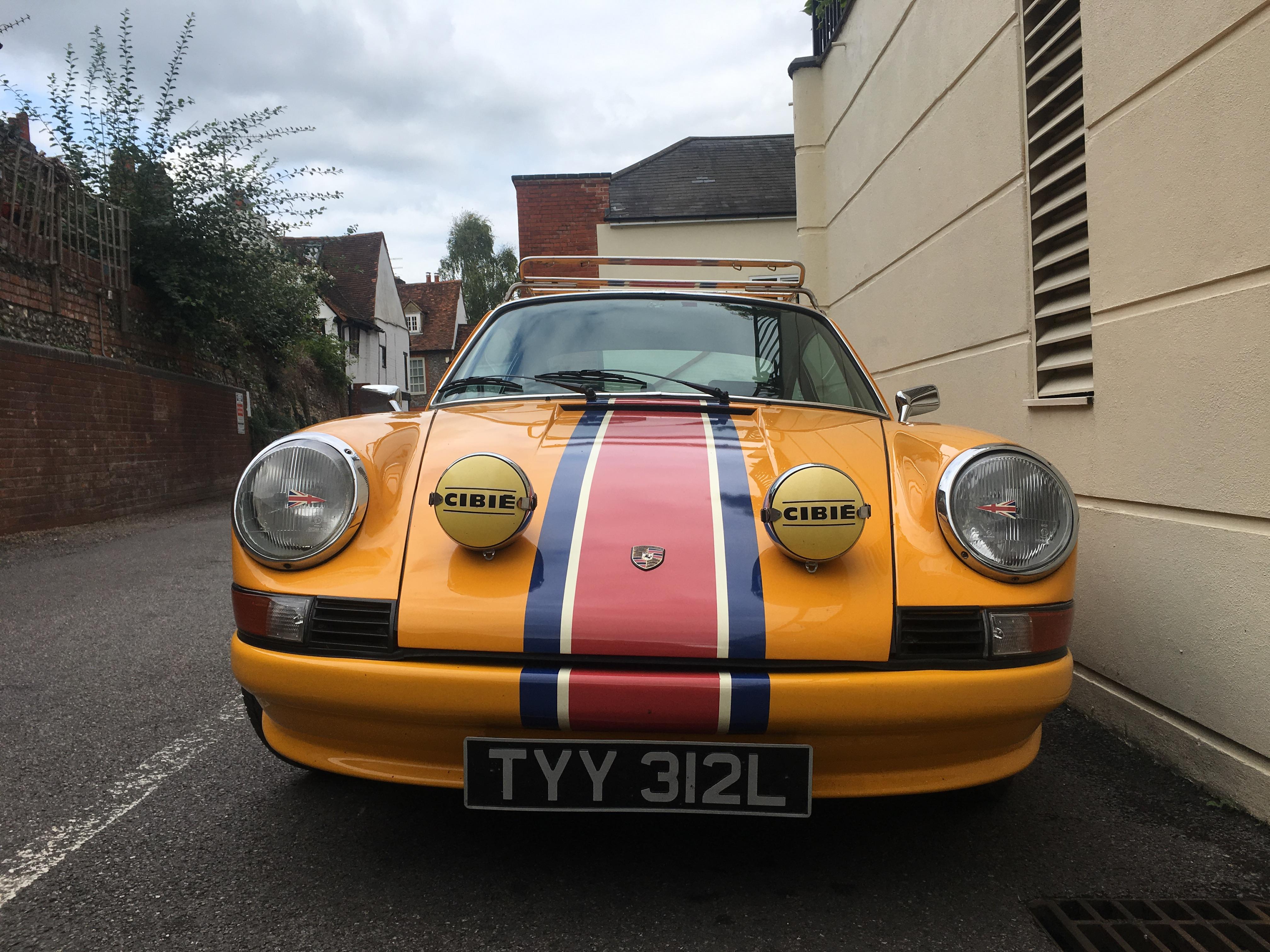 I was parking my Porsche when I saw this! r/Porsche