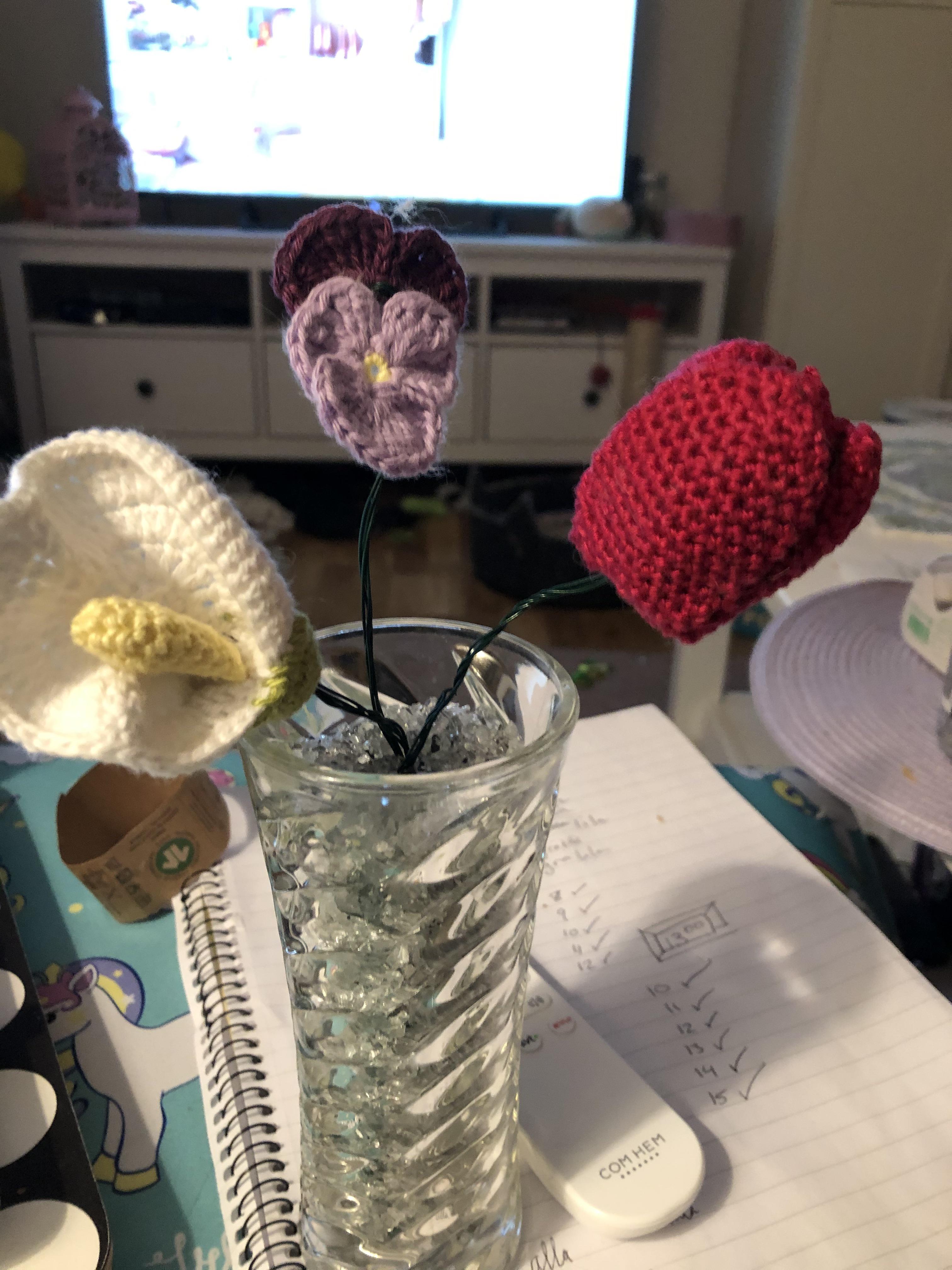 Flowers for Mother’s Day tomorrow crochet
