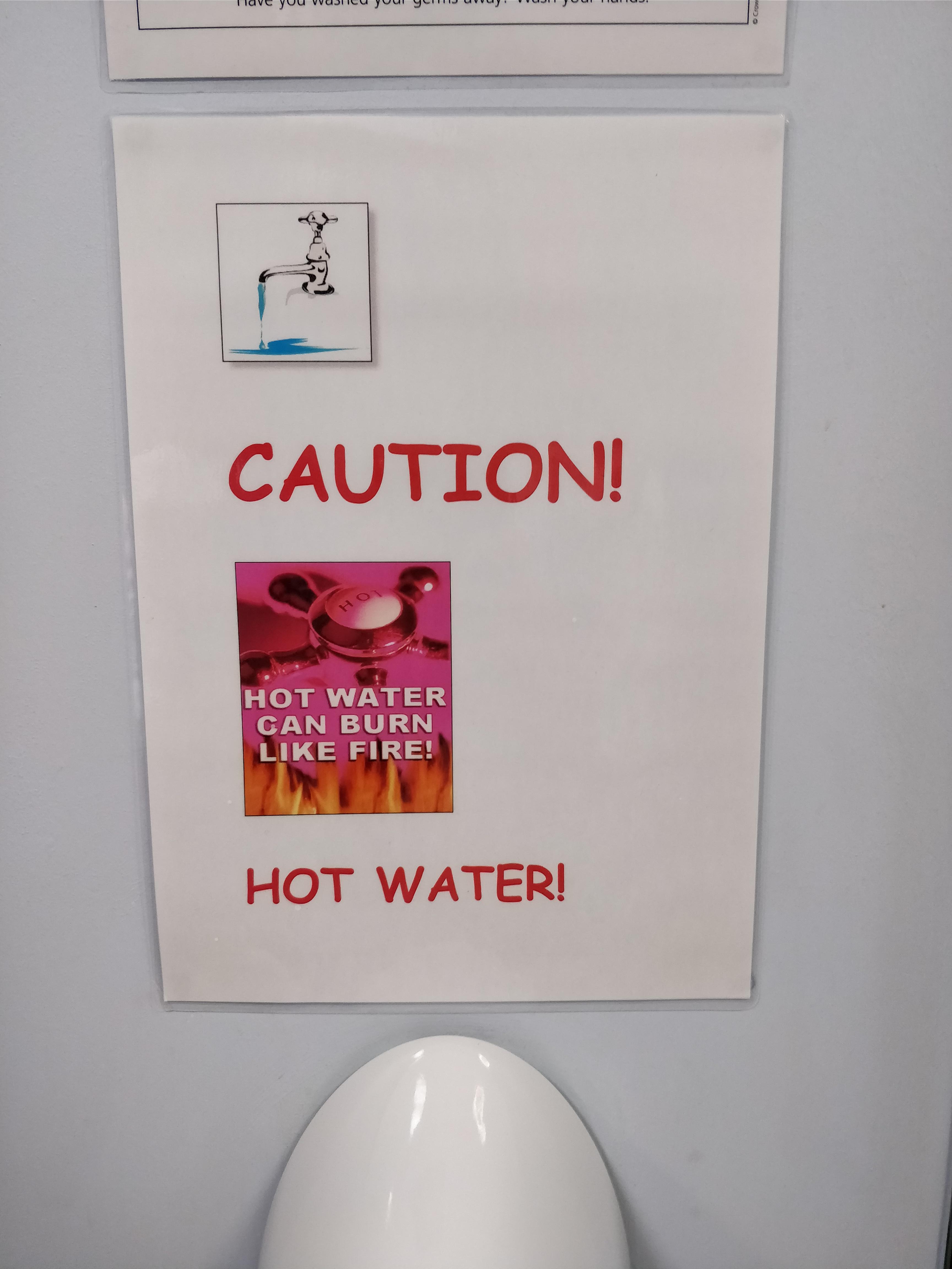 This hot water sign at work r/CrappyDesign