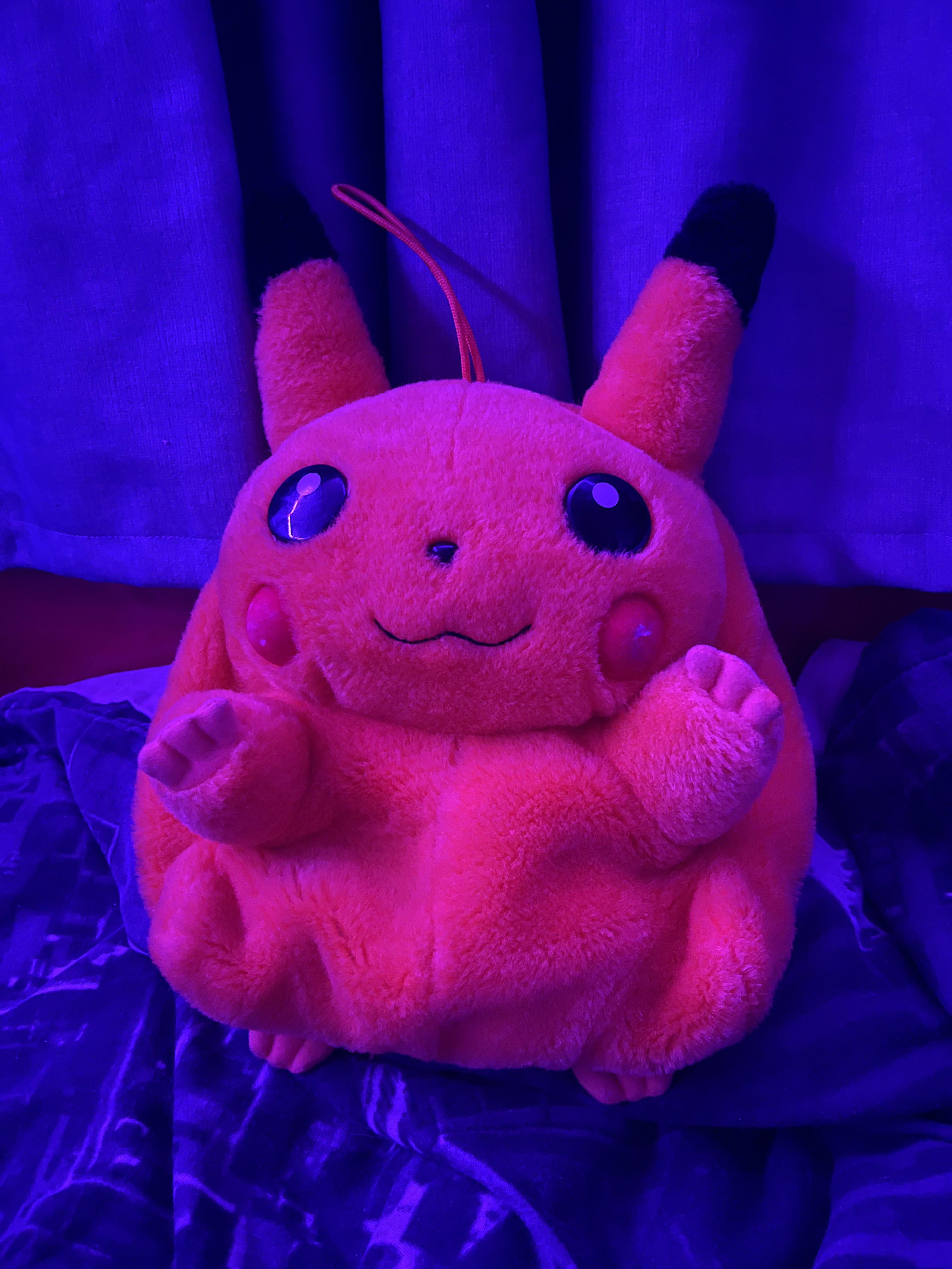 New shiny pikachu r/pokemongo