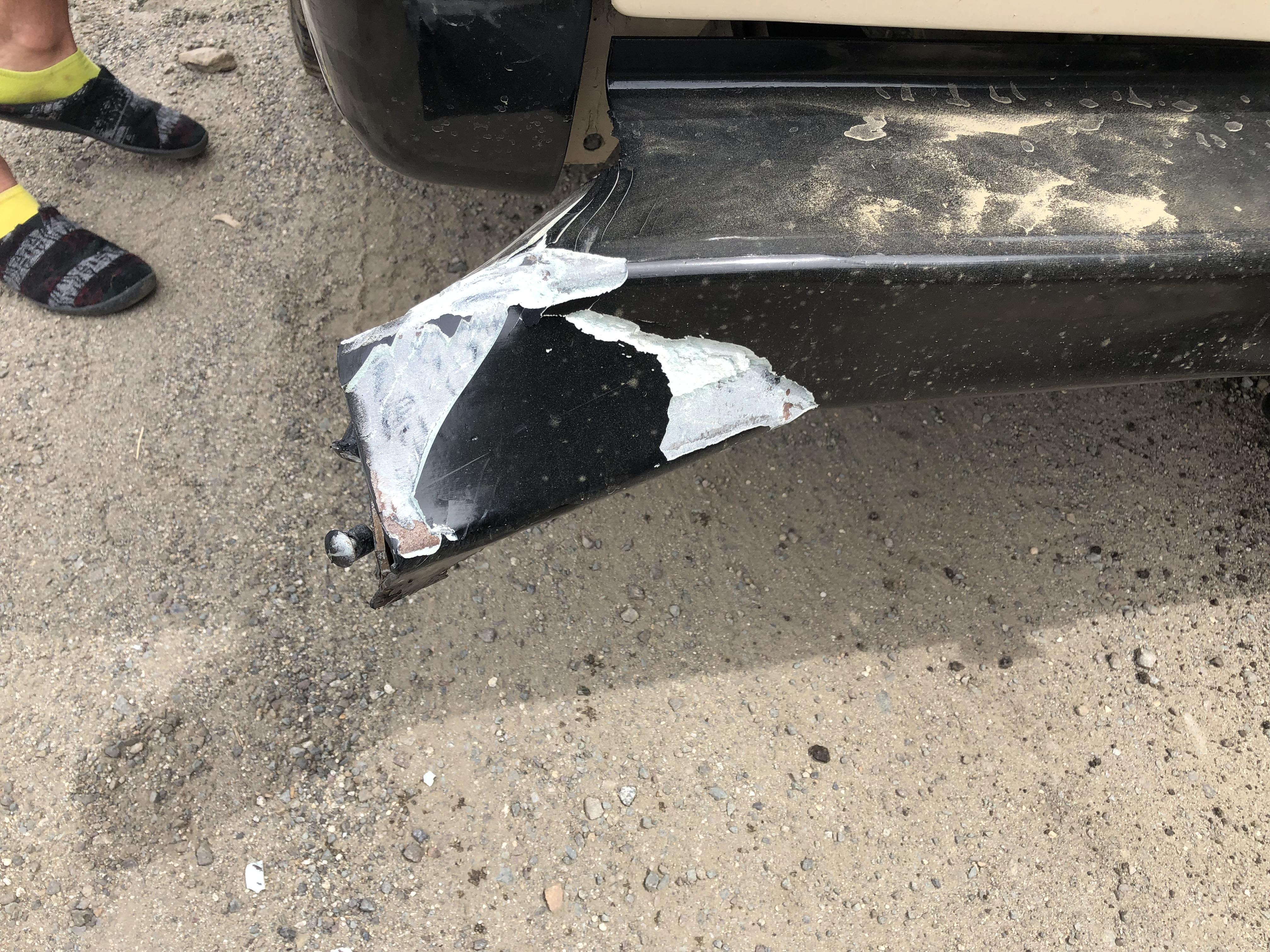 Does someone have a spare rear bumper for a 89 ‘Manche? Or do they know of a maker that makes