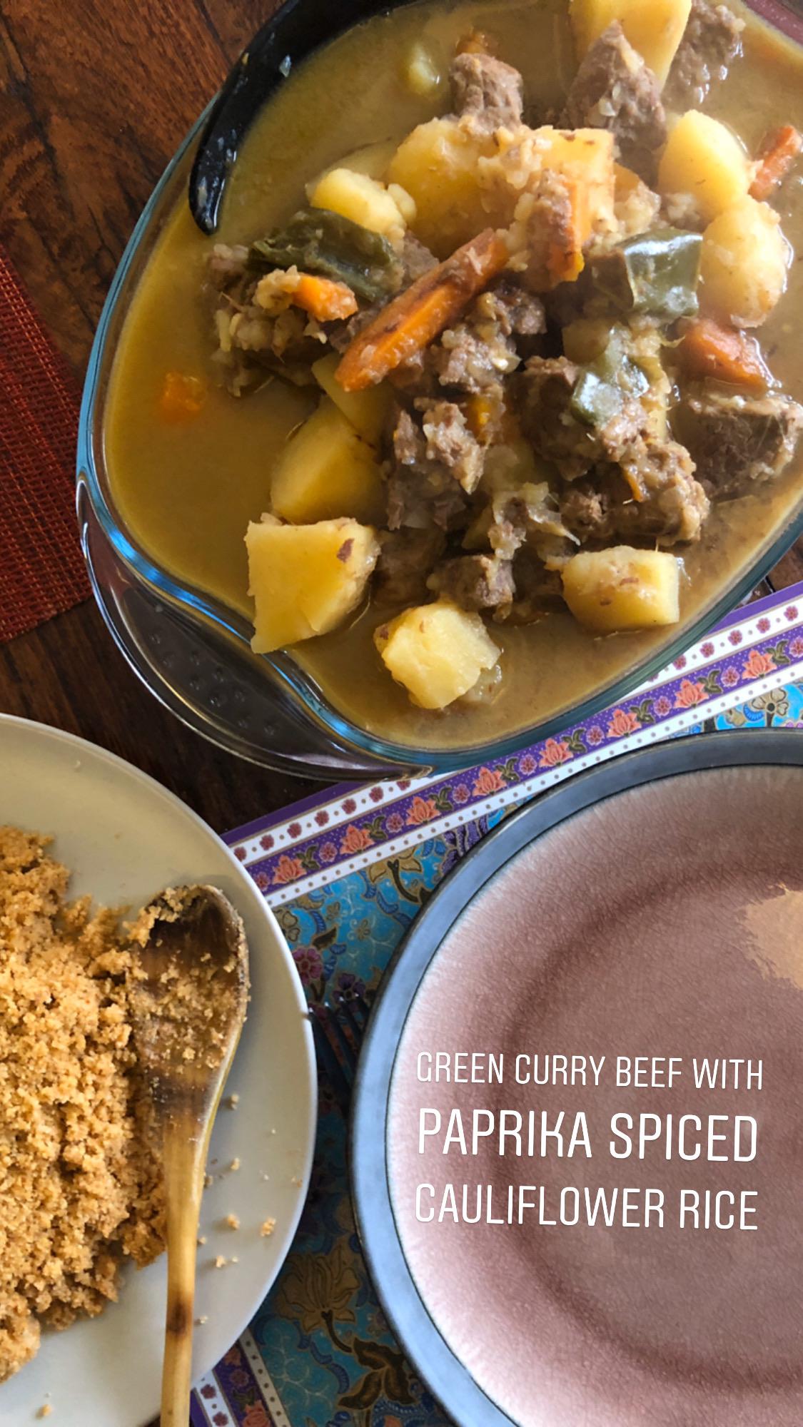 [Homemade] Beef in coconut/green curry sauce over paprika infused cauliflower rice r/food