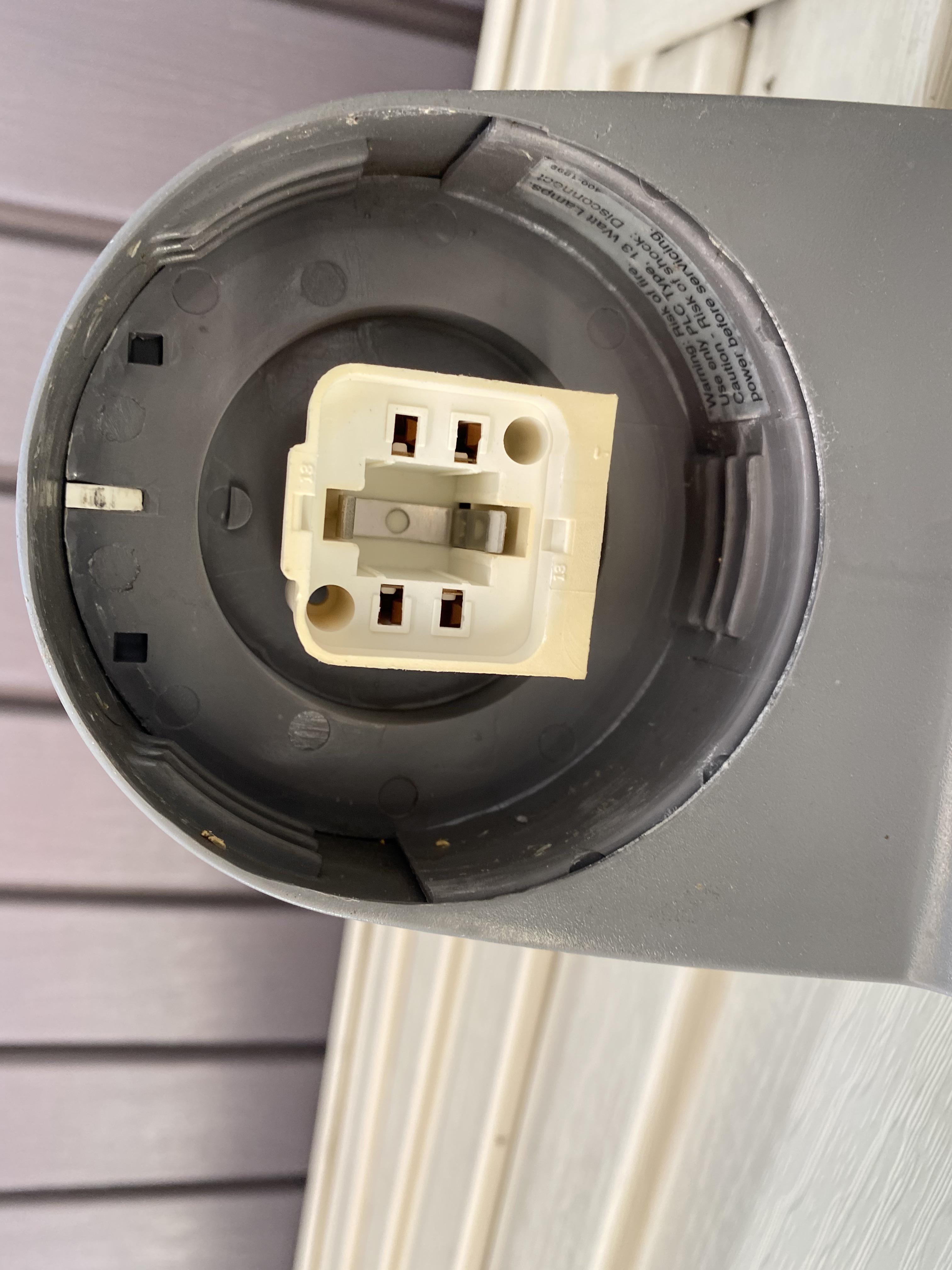 Any chance anybody knows what type of light socket this is? I’m trying