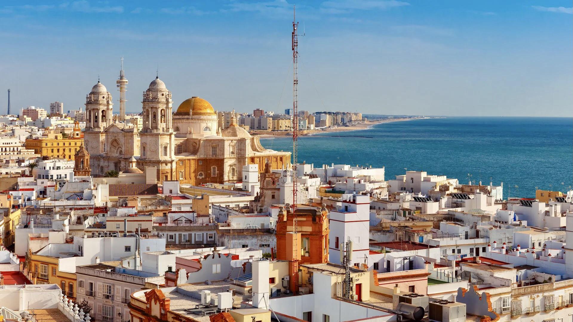 Cádiz, Andalusia, Spain r/CityPorn