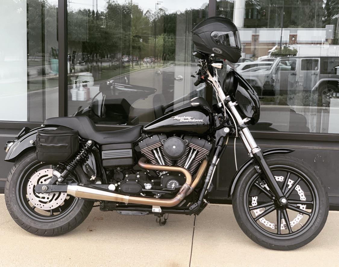 2015 Street Bob and Harley Quarter Fairing Dyna