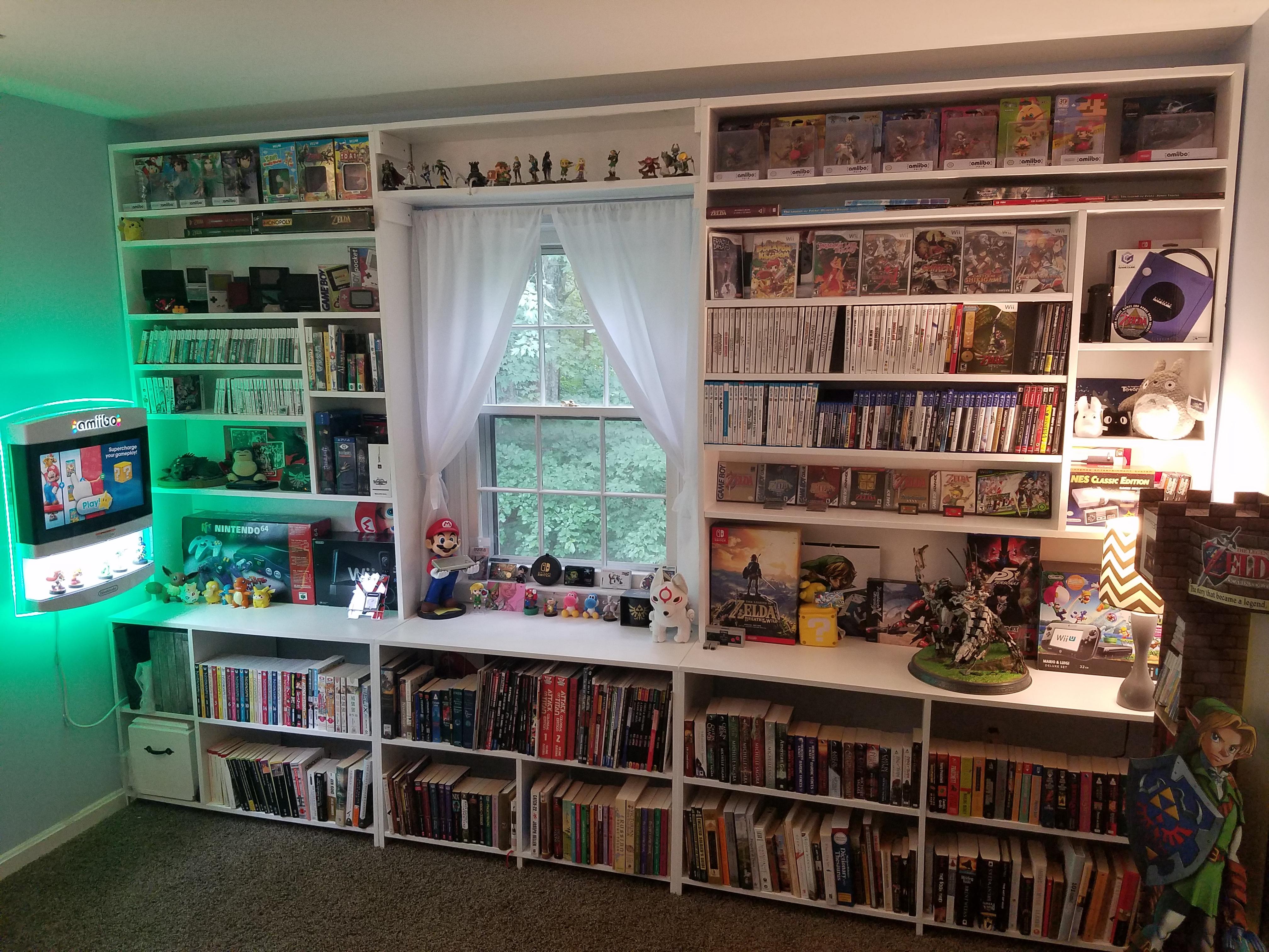Nintendo Collection "built in style" shelf unit with bonus book shelves