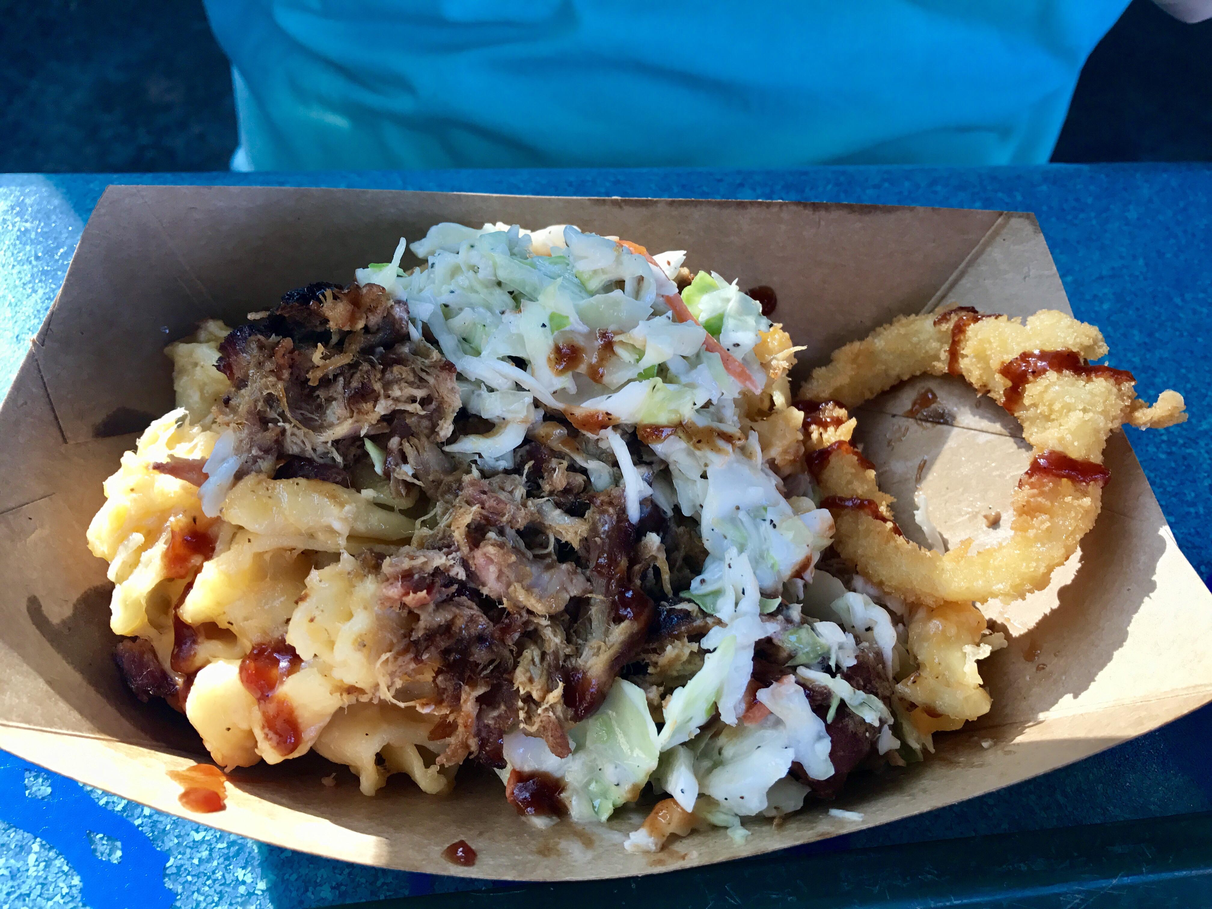 One of my favorite quick service meals. Baked macaroni & cheese with