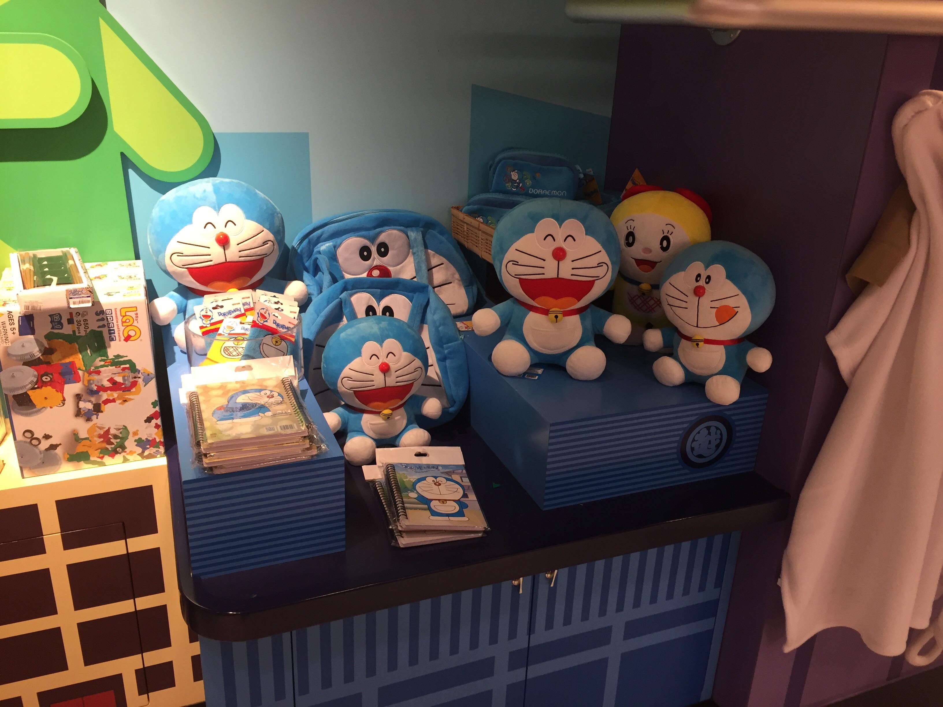 This is all the Doraemon stuff I could find at Disney World r/Doraemon