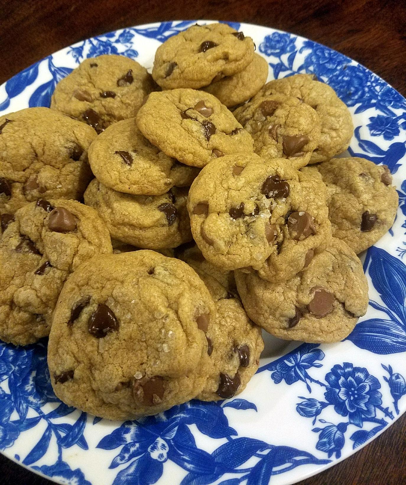 [homemade] Brown Butter Sea Salt Chocolate Chip Cookies r/food