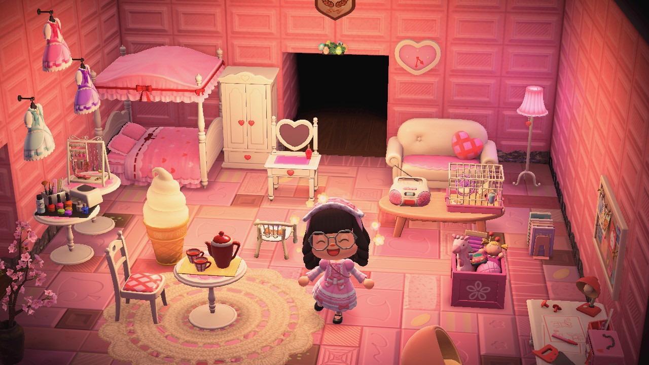 Got this really cute strawberry chocolate wallpaper and flooring! r