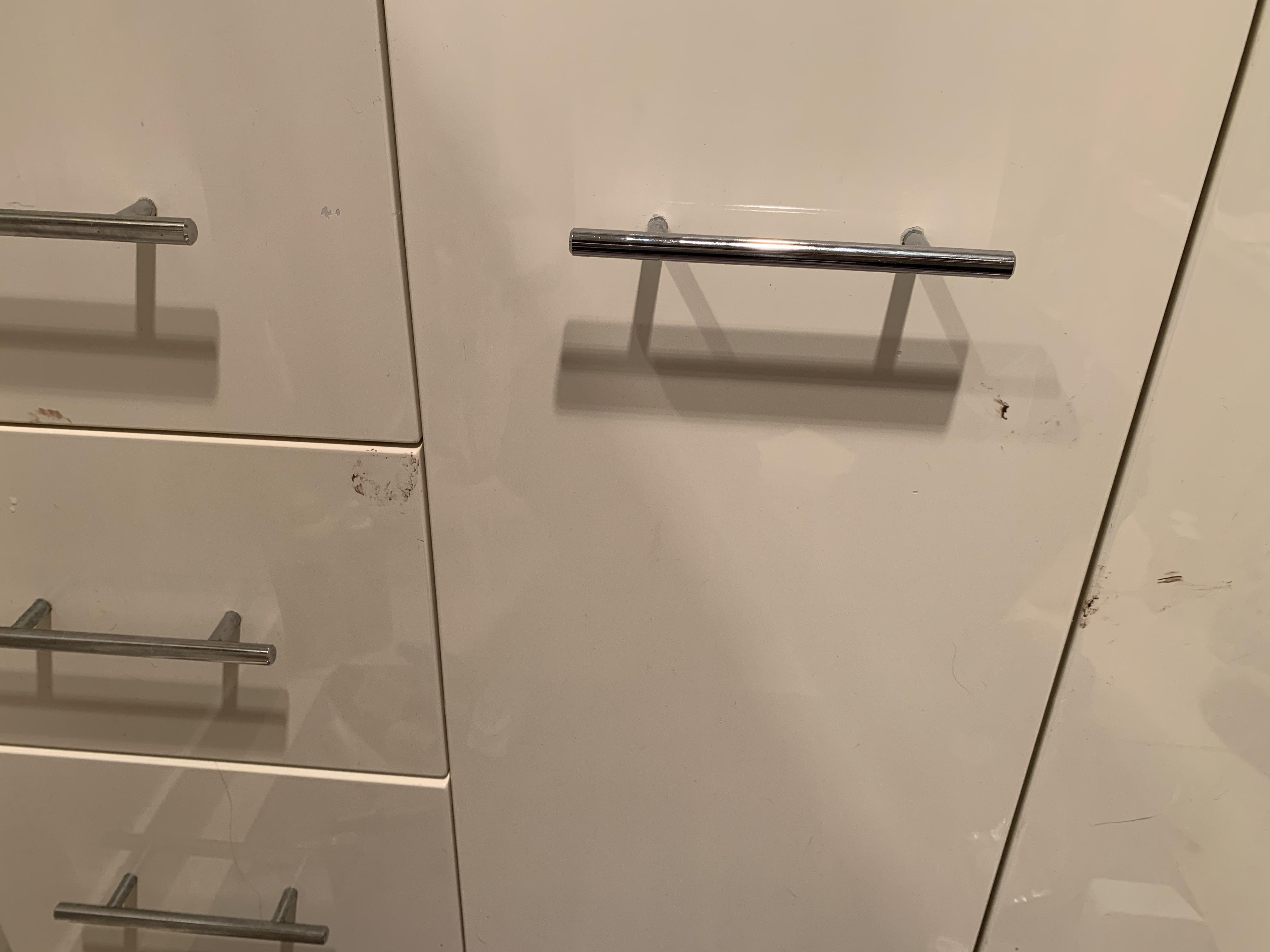 Anyone know how to get hair dye out of these (assuming) enamel bathroom