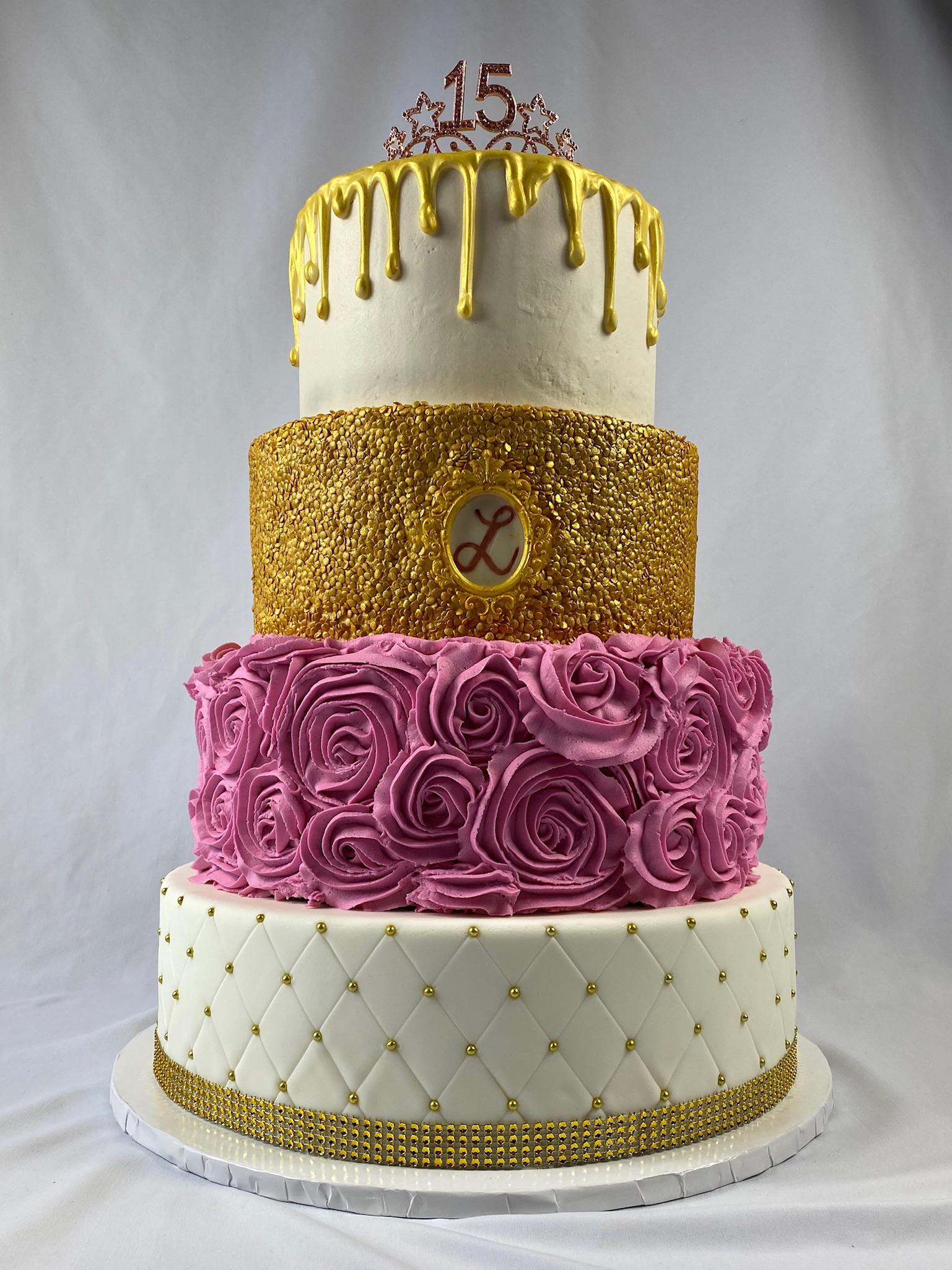 Quinceañera cake r/cakedecorating
