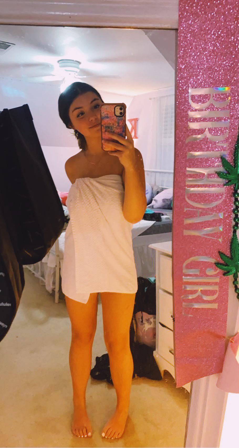 Birthday Girl : kayliethibodeaux