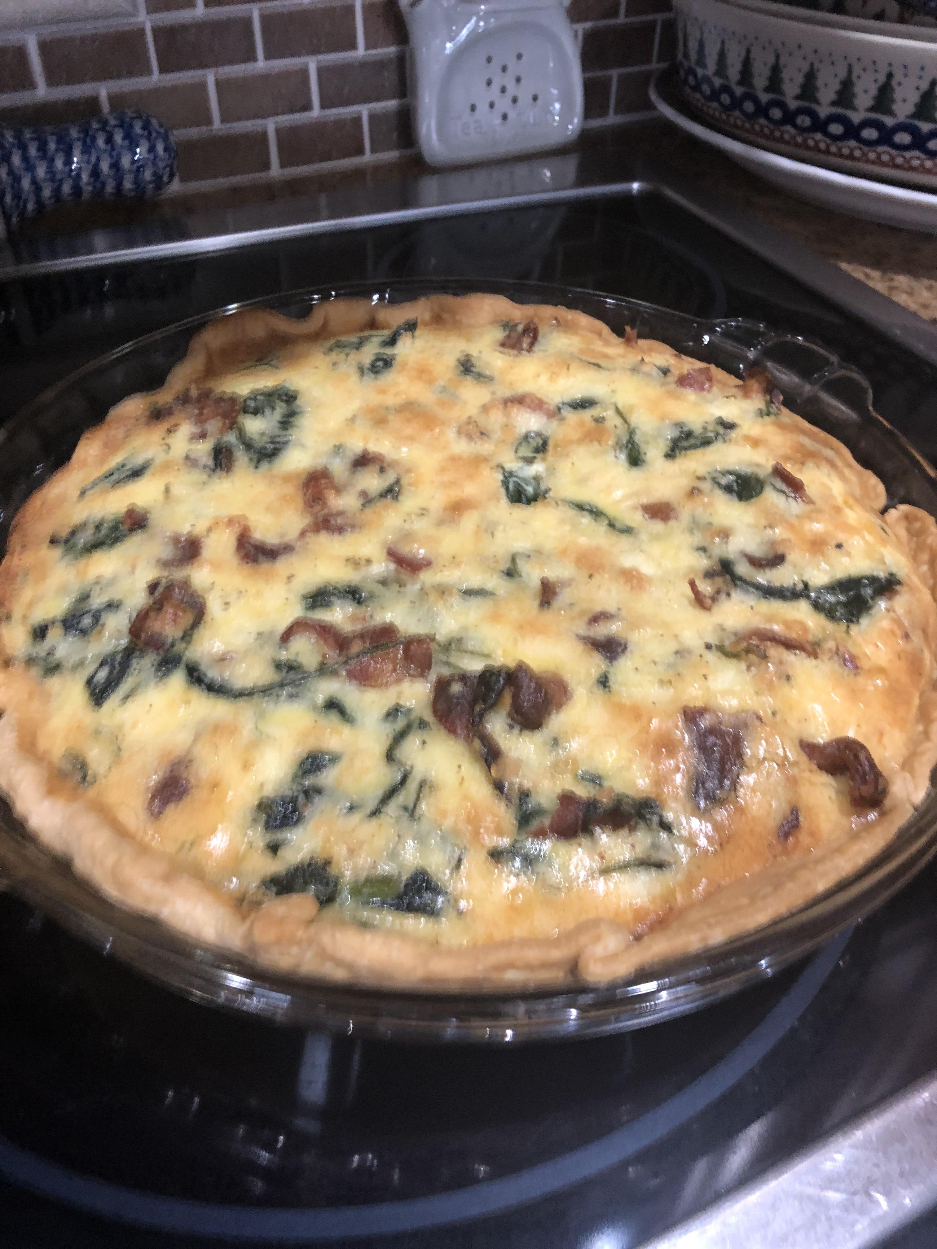 Spinach, bacon, smoked Gouda quiche. r/IMadeThis