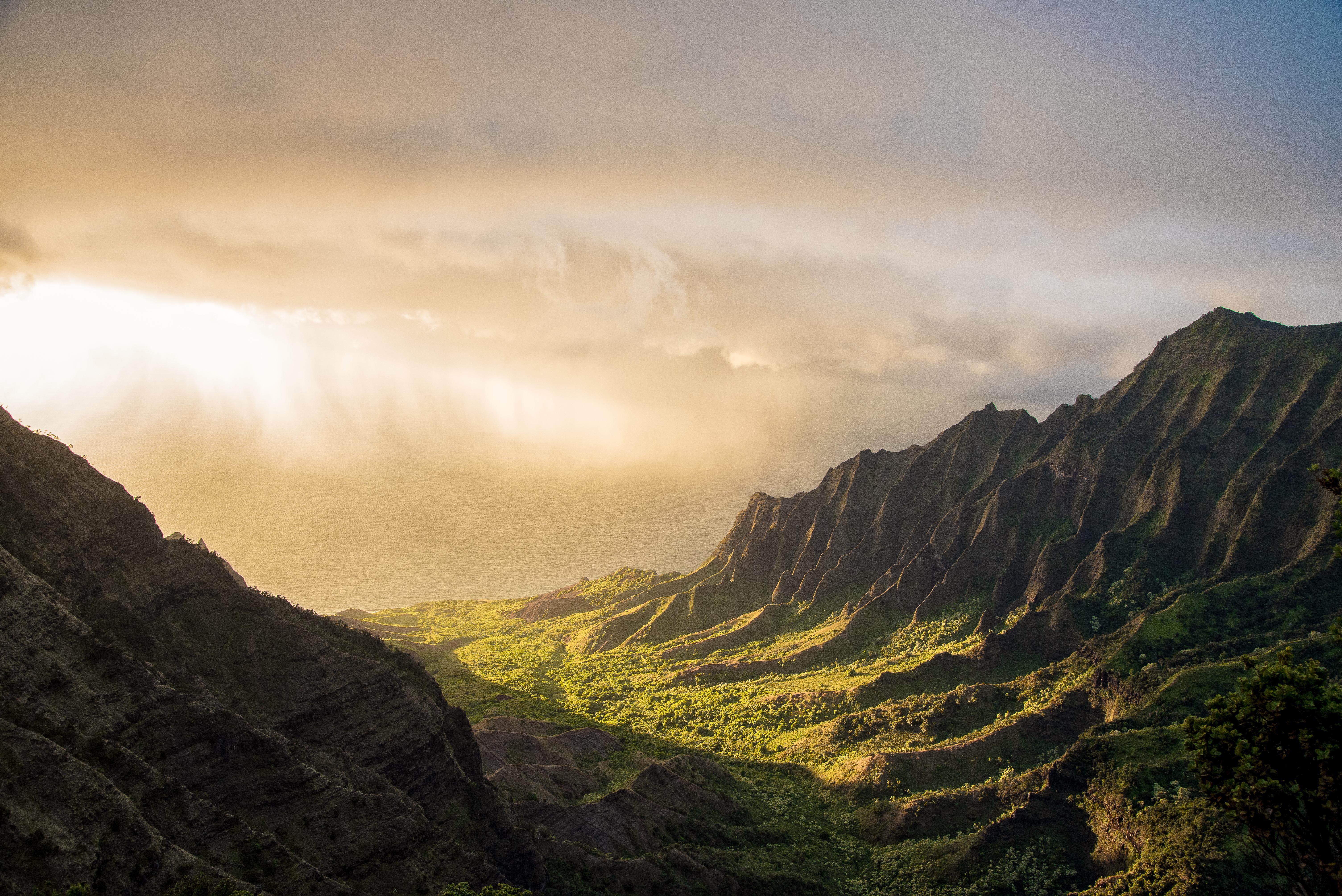 Kalalau Valley Na Pali Coast Kauai [OC] [6016X4016] r/EarthPorn