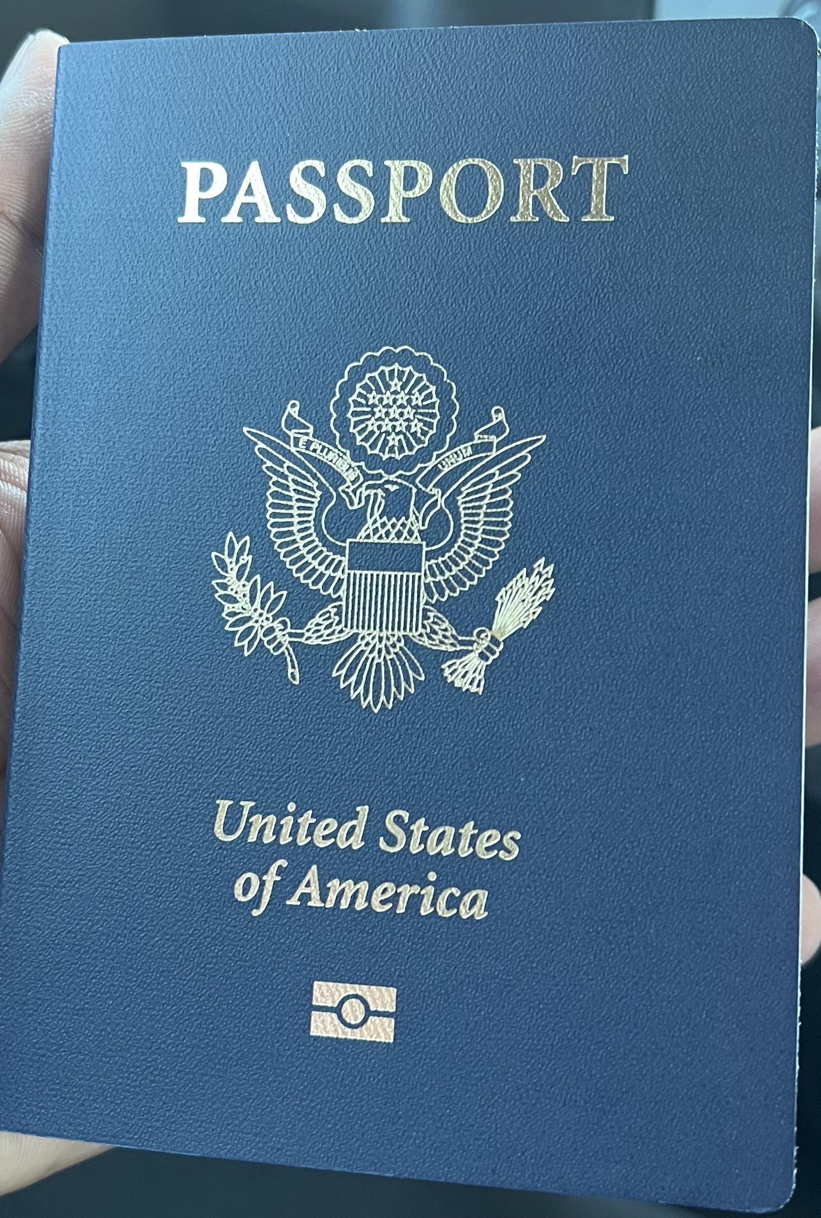 🎊🎉🎉Got my passport in 4 days. First time applying. Passport agency. It