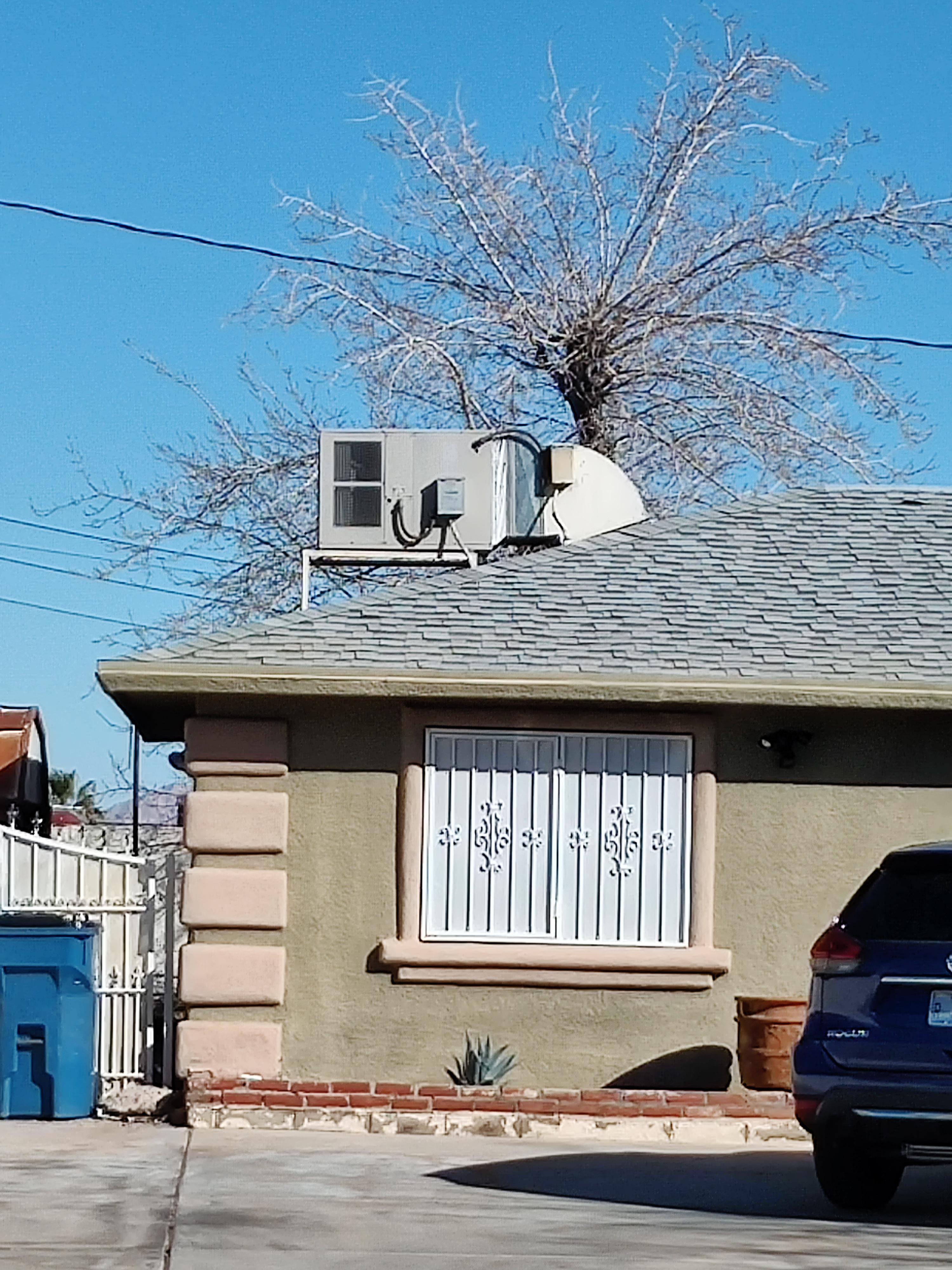 Why do a lot of houses in Vegas have an AC on the roof? r/LasVegas