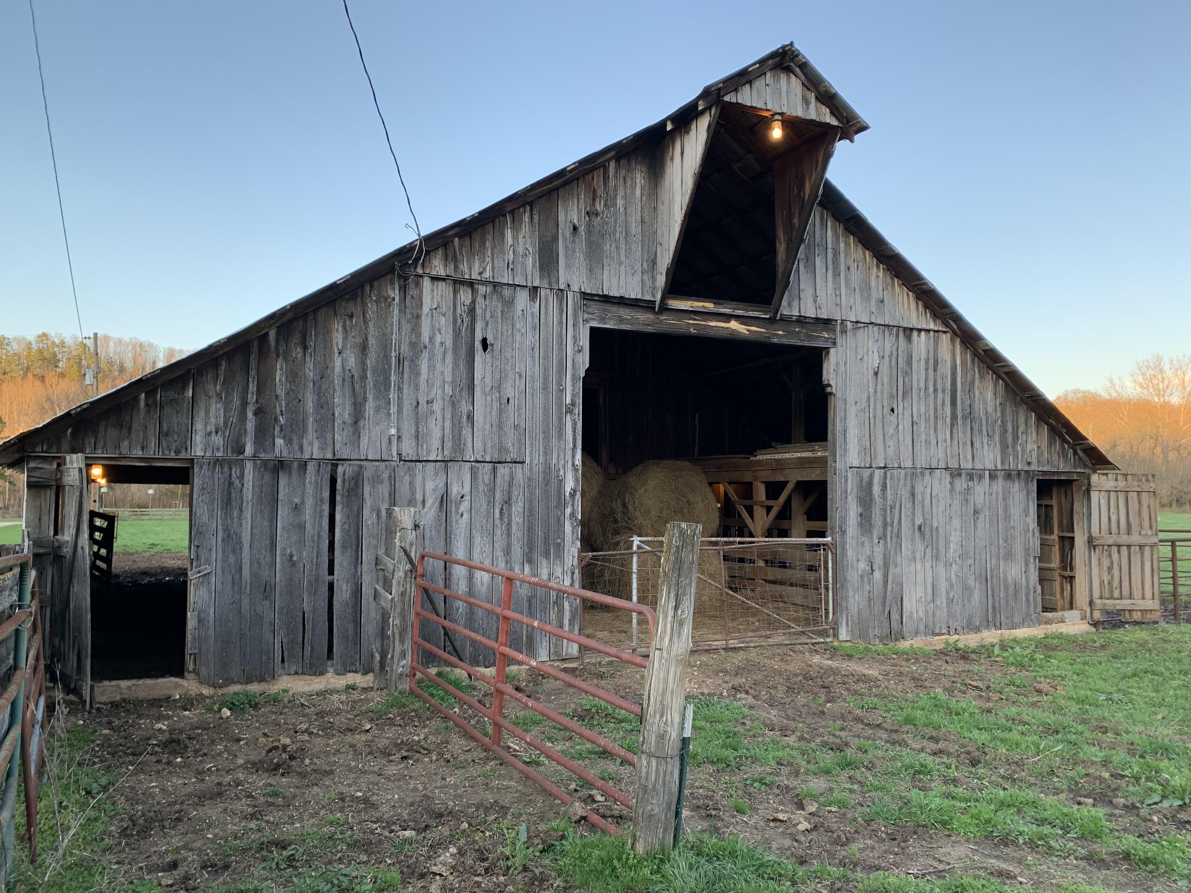 Does anyone have any experience rehabbing old barns? I’m wanting to