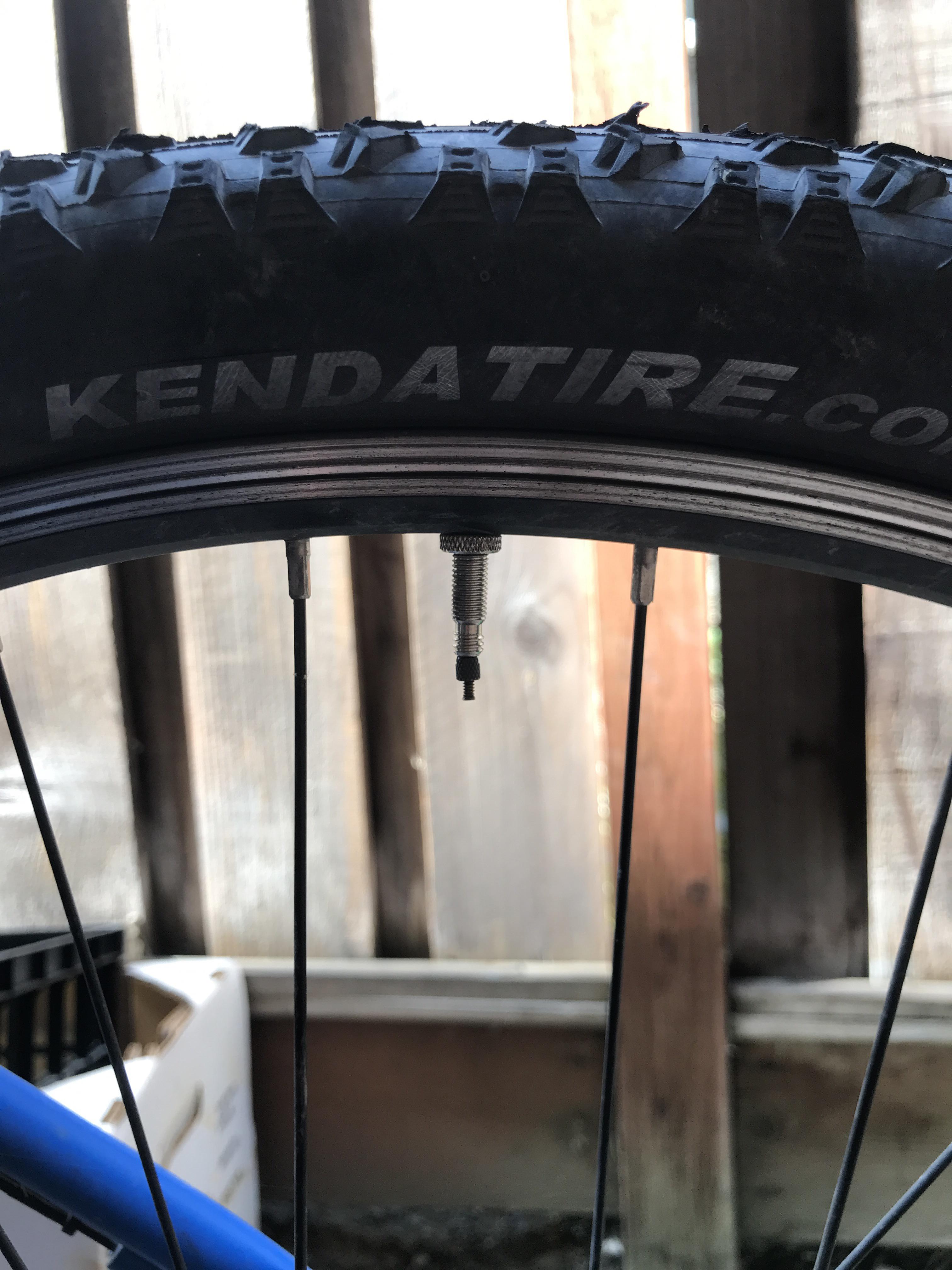 Need help filling up my tire, not sure what type of pump to use. Please