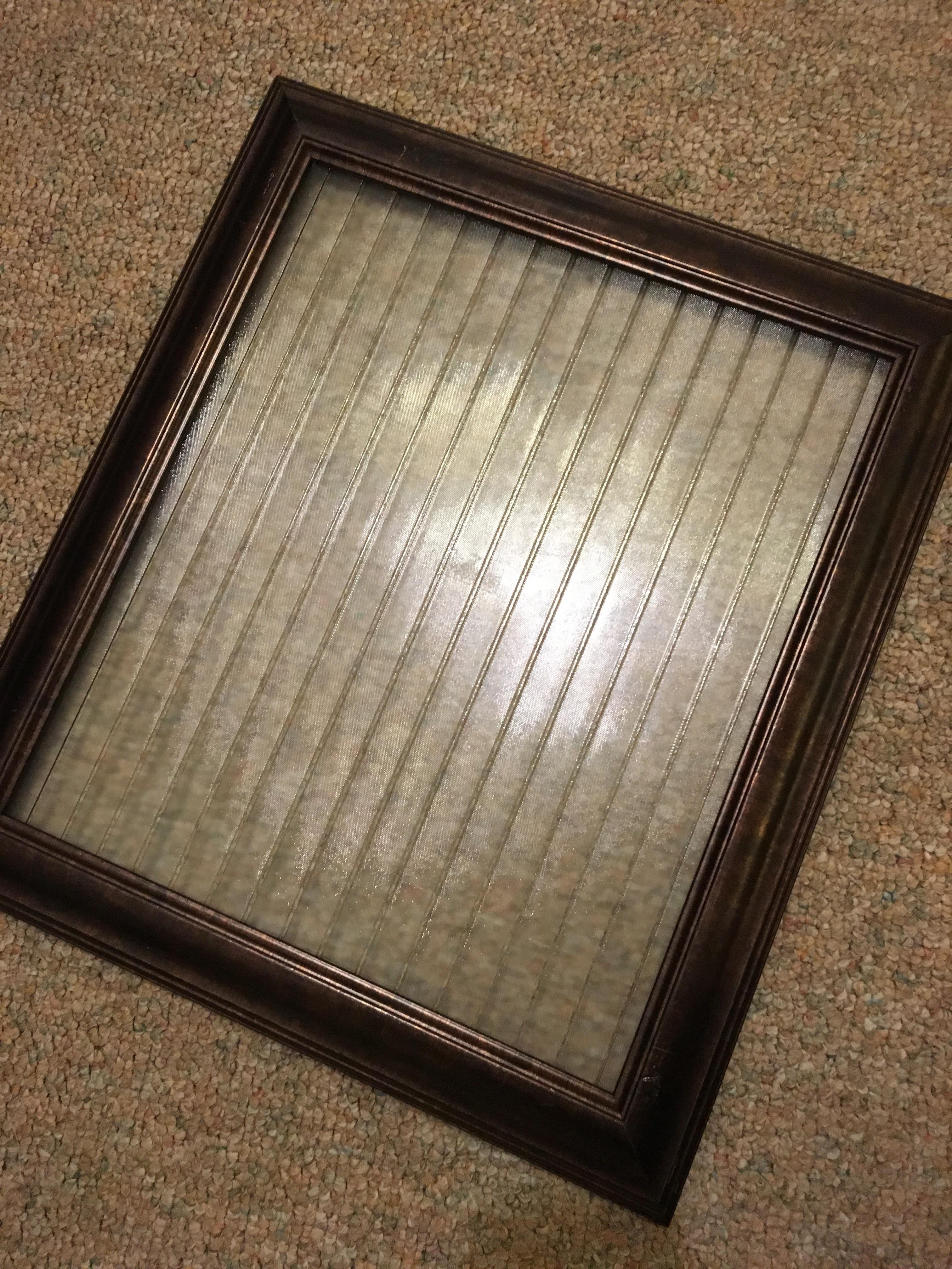 What is the glass in this frame called? r/Whatisthis
