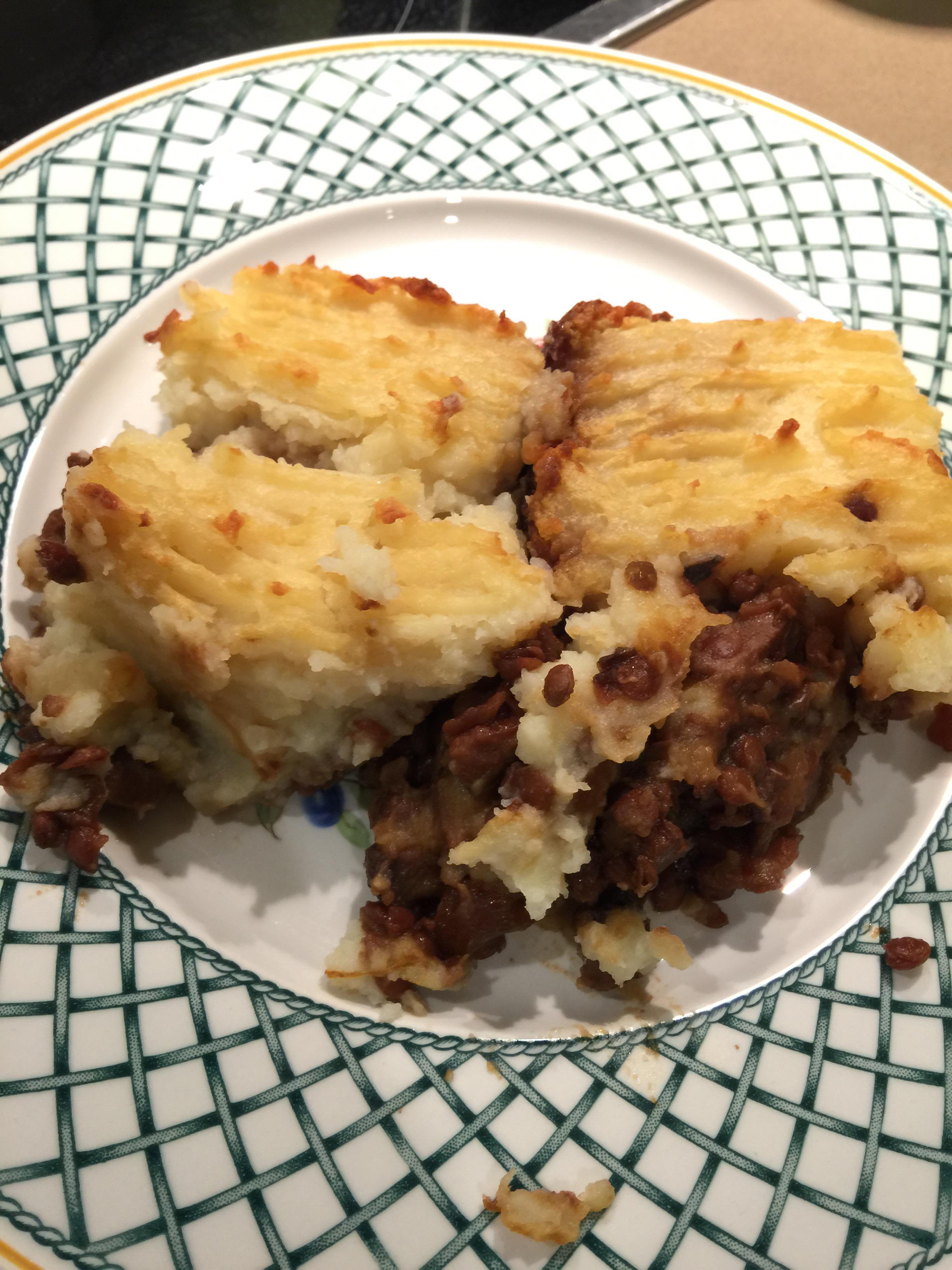 Best Shepherd’s pie I’ve ever had/made (recipe from Bish Bash Bosh) r