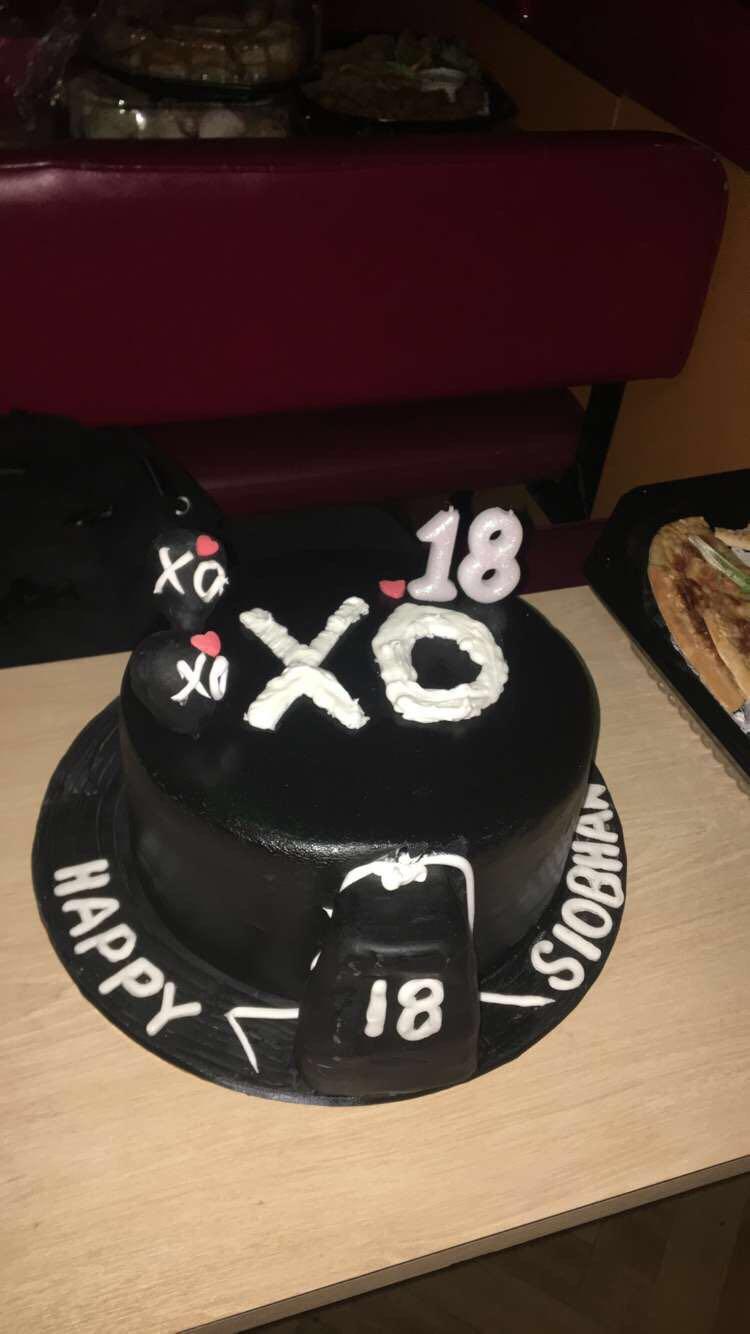 custom made XO cake for my 18th r/TheWeeknd