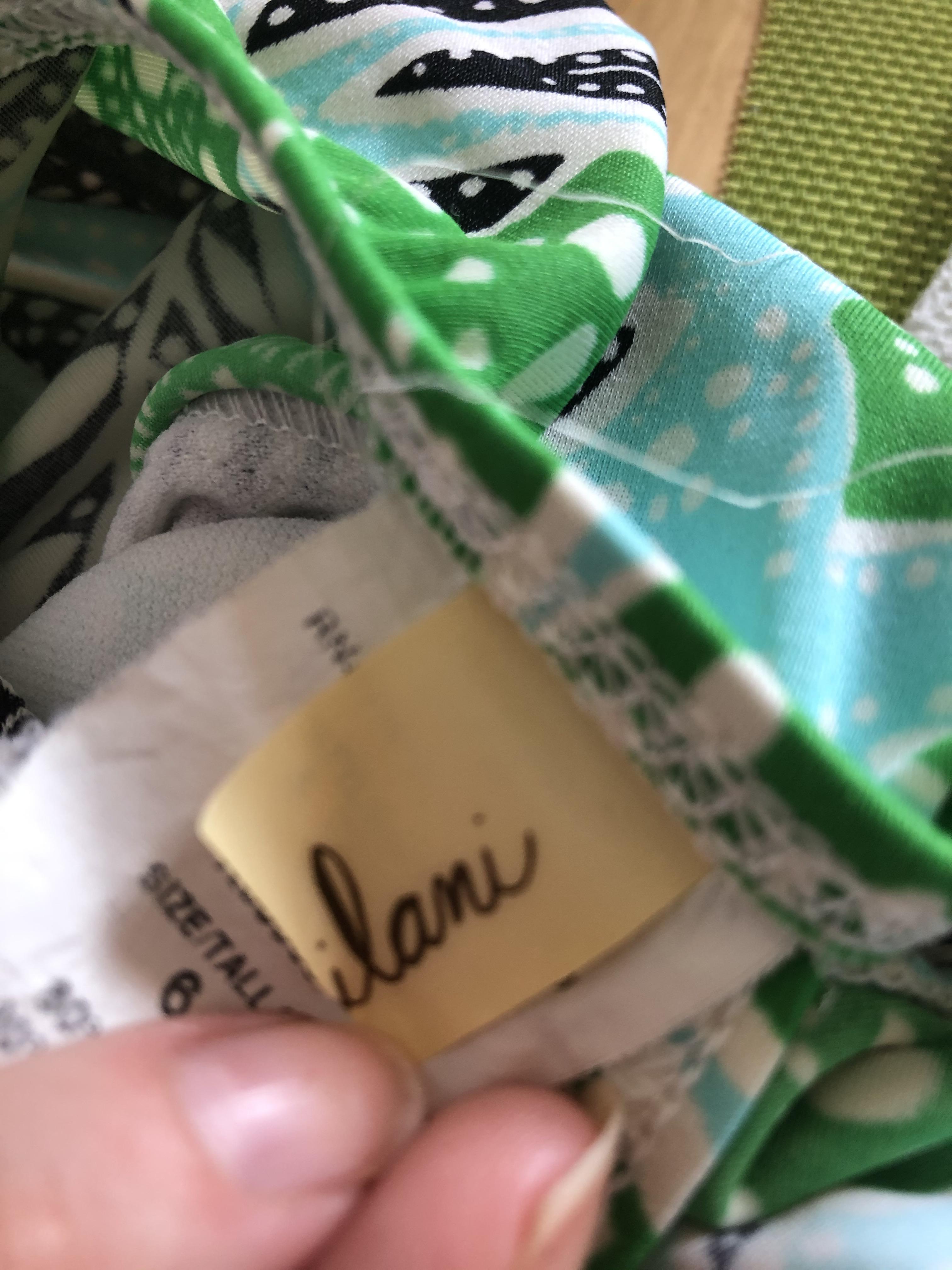 Anyone knows this swimsuit brand? r/poshmark