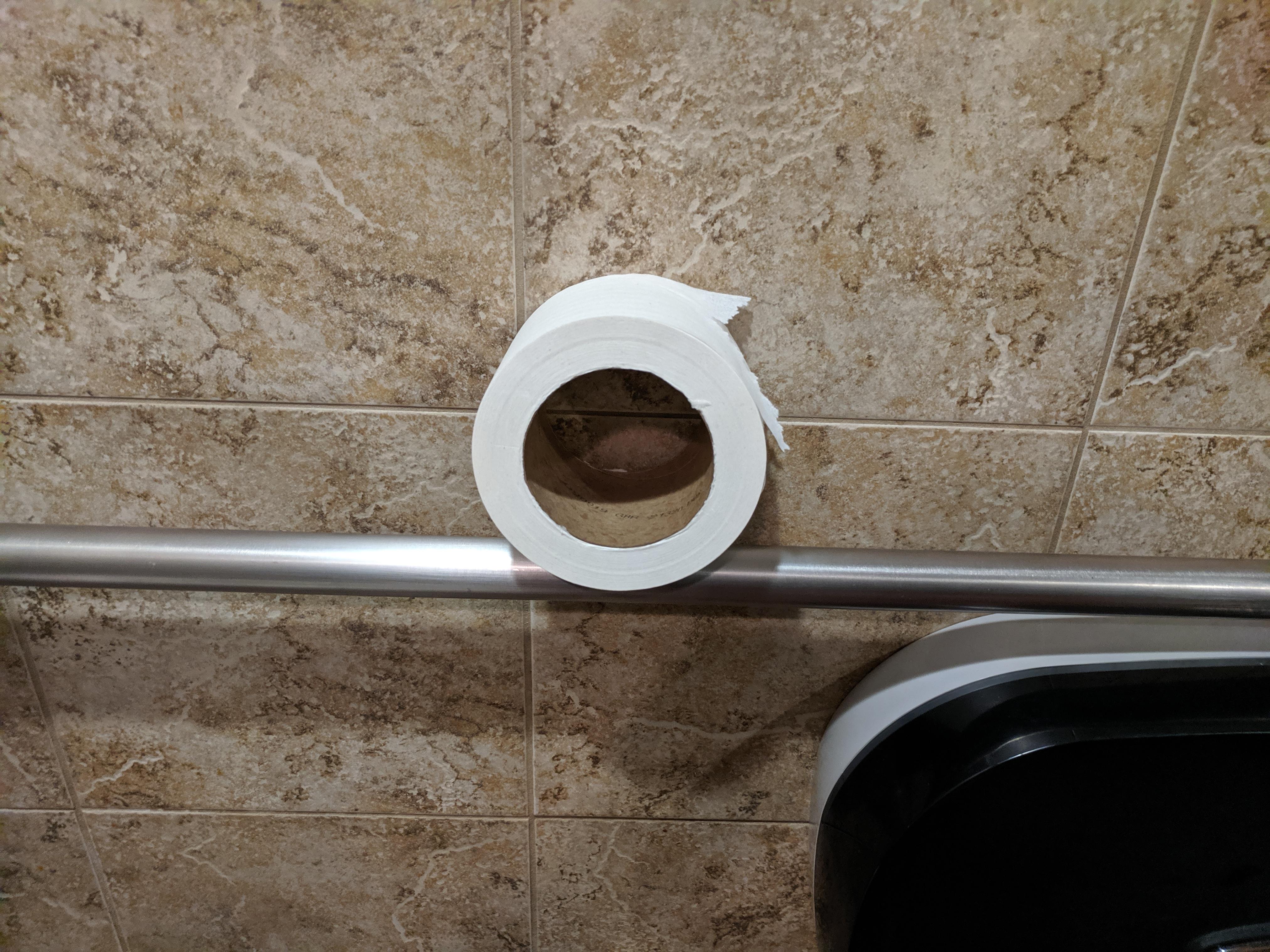 Public bathroom toilet paper rolls are super wide r/mildlyinteresting