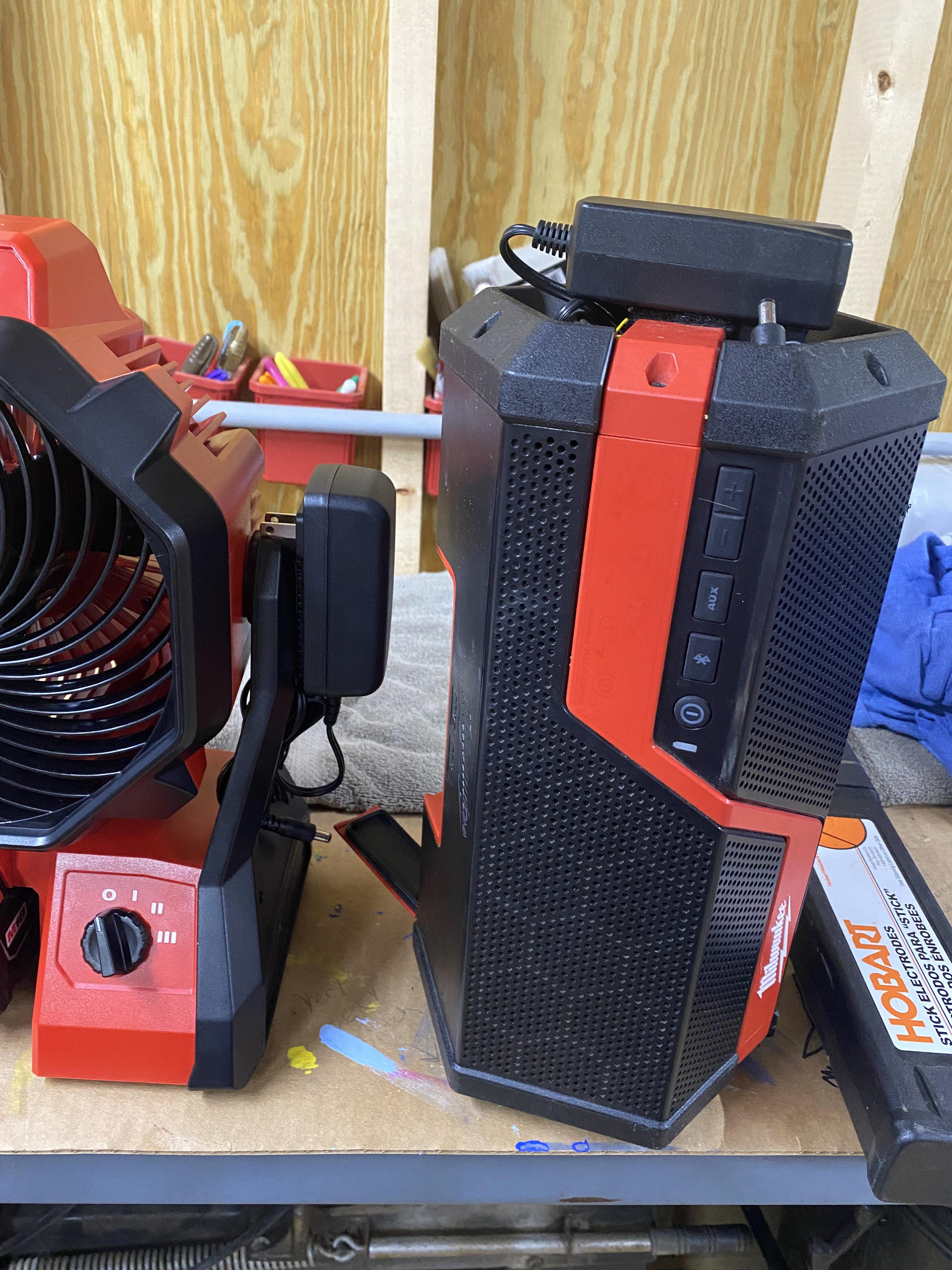 Milwaukee tool mod. HD Velcro added to keep power cord with tool. r/MilwaukeeTool