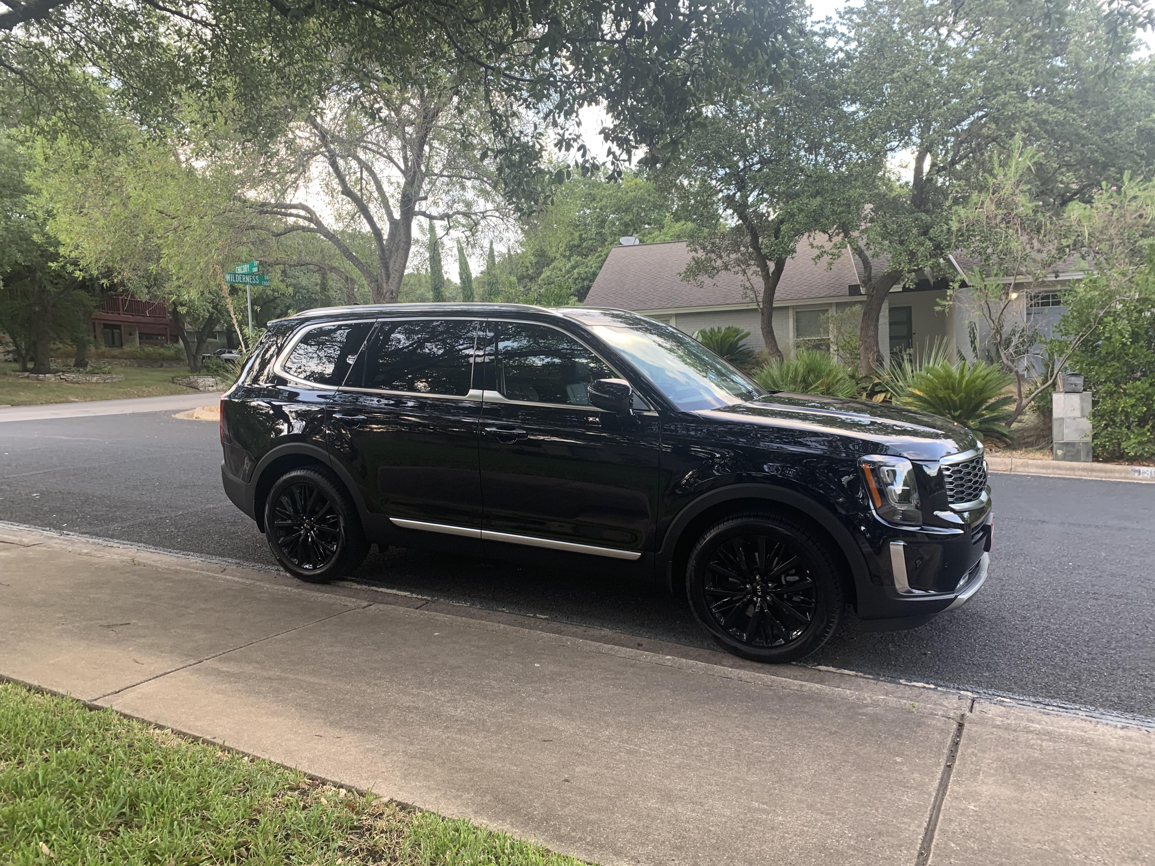 2020 Telluride SX Black Copper r/kia