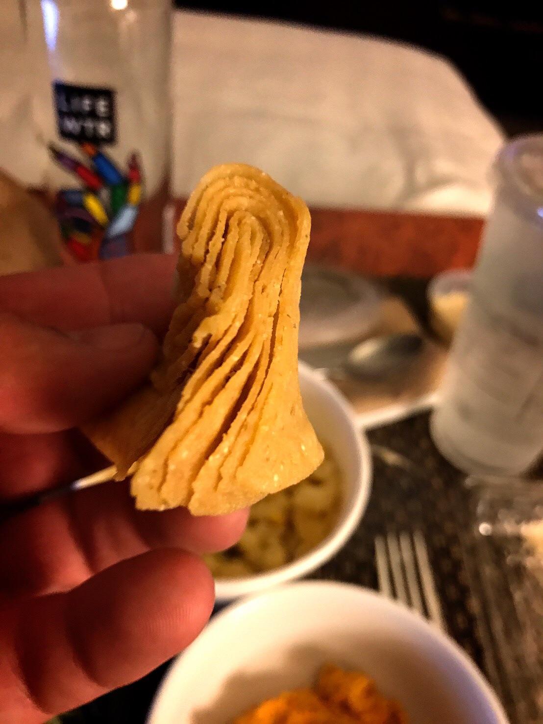 Tortilla chips stuck together r/mildlyinteresting
