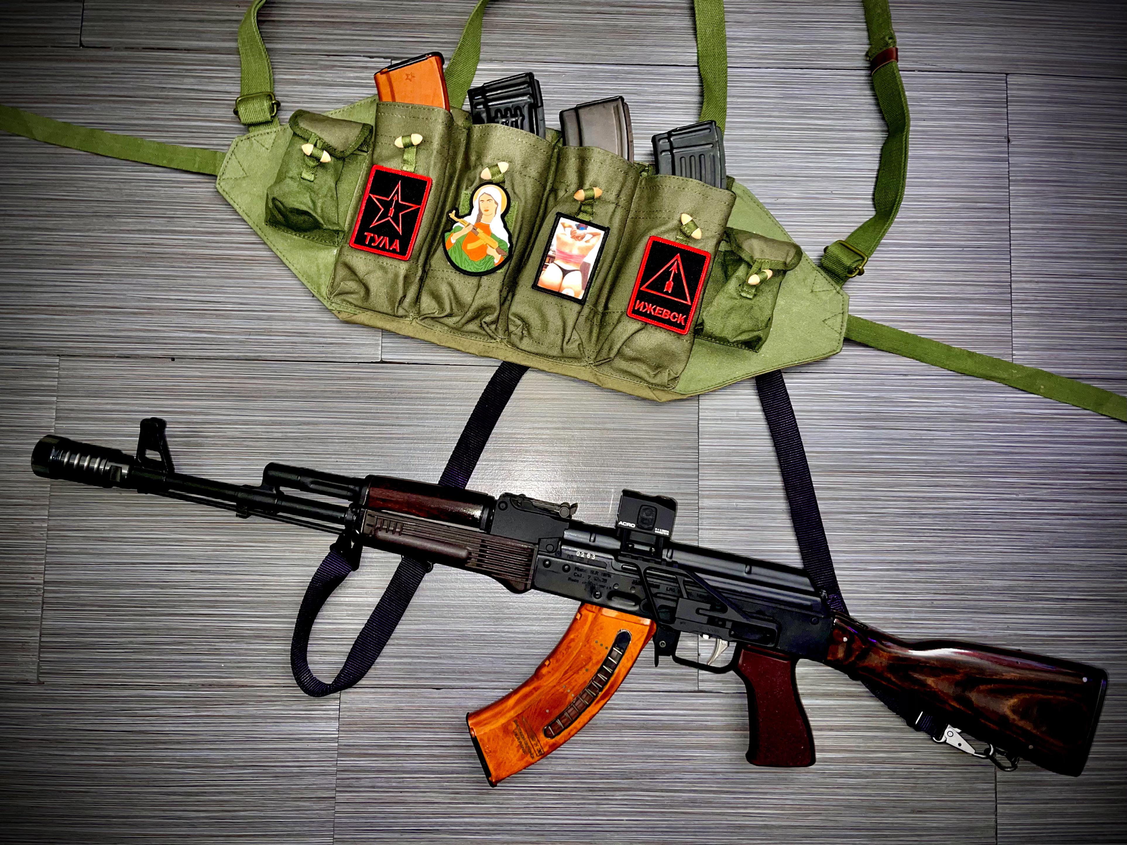 Latest Pickup, Four Cell Chest Rig r/tacticalgear