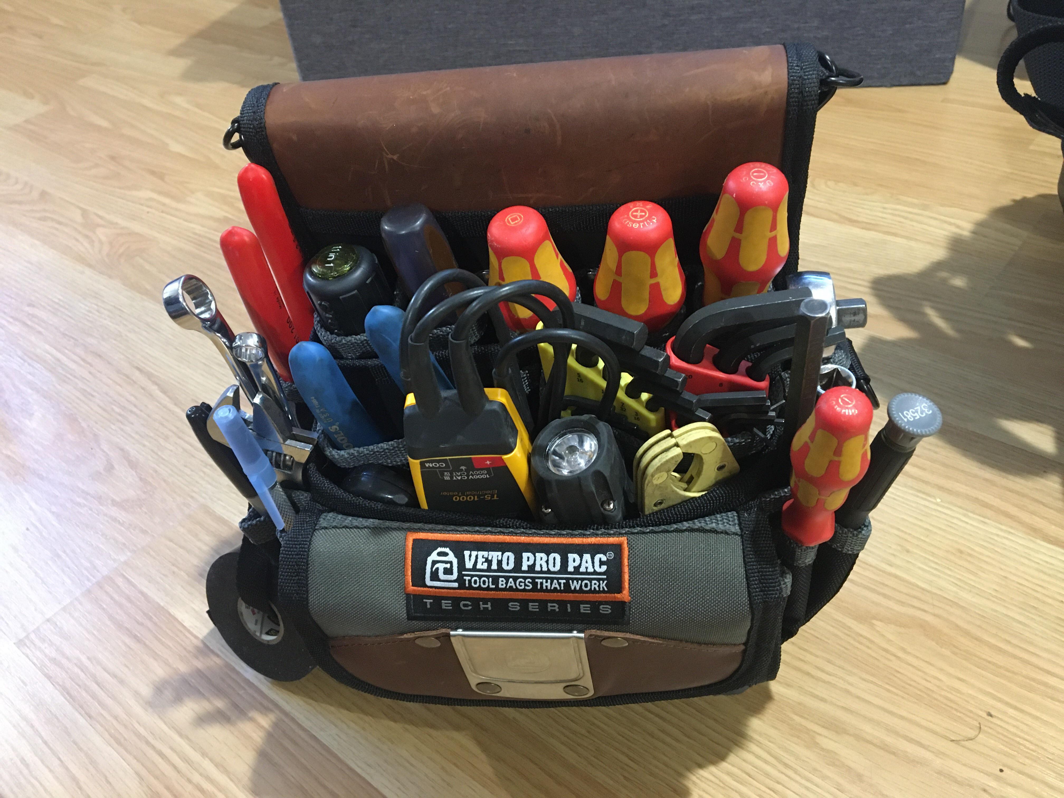 Got a new tool pouch today! r/electricians