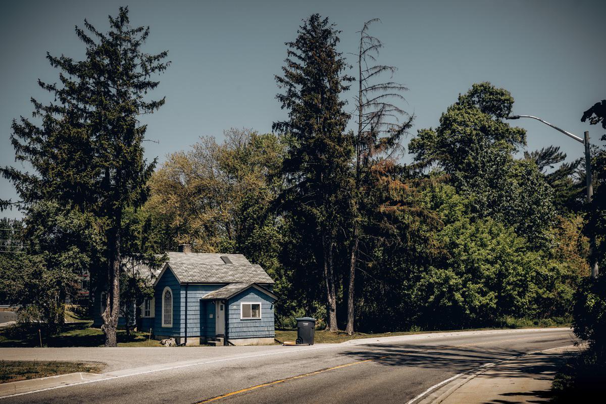 The little blue house near Hurontario/QEW r/mississauga