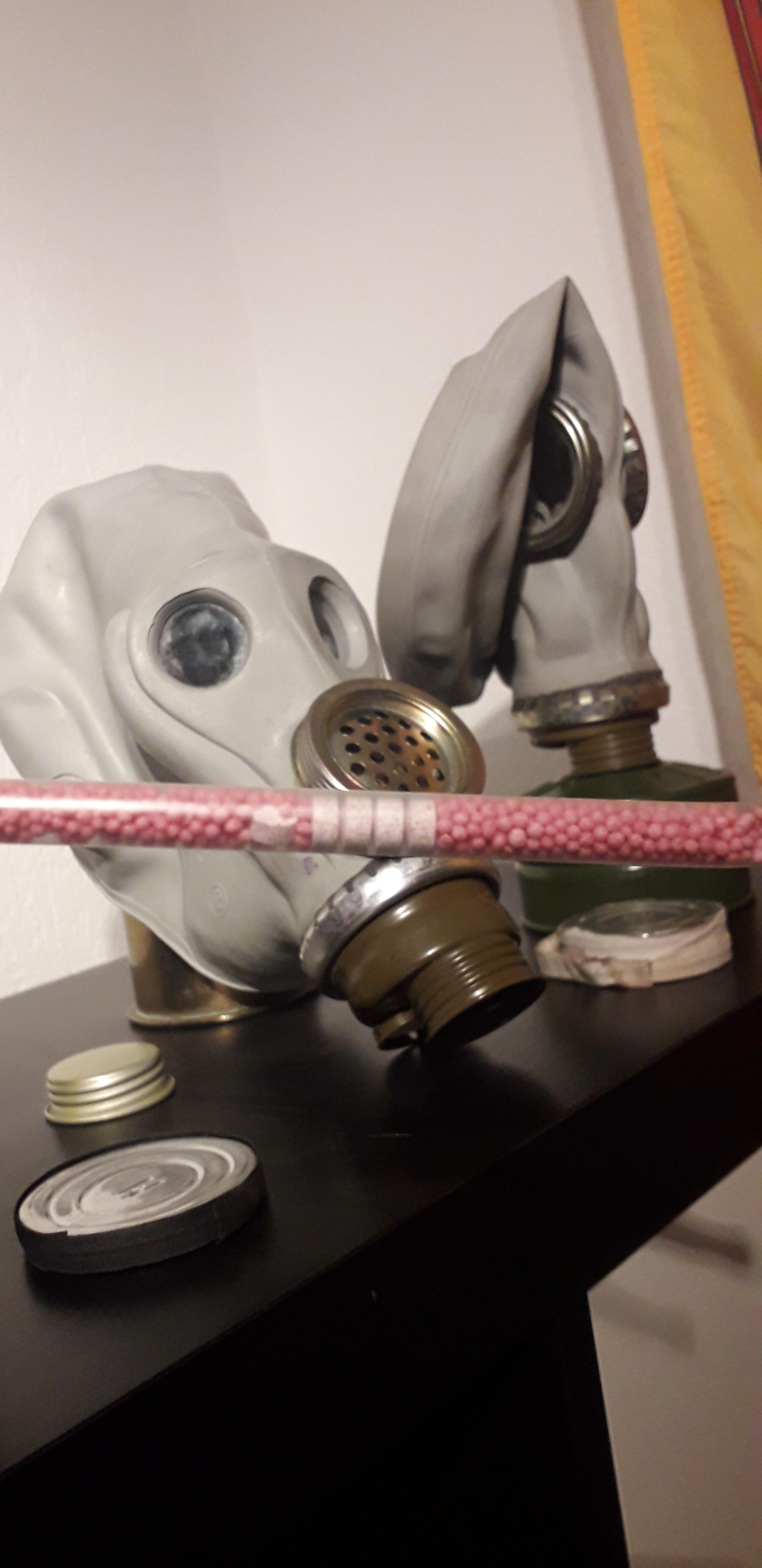 Does this filter contain asbestos? gasmasks