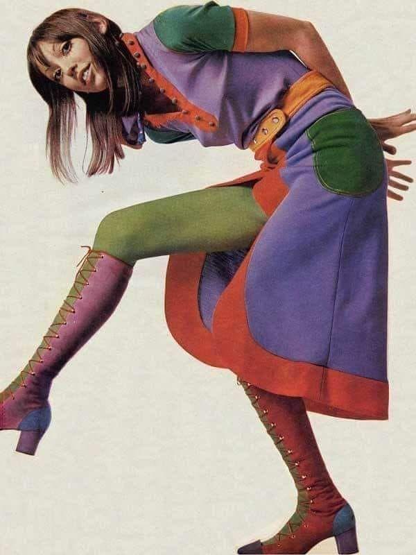 Shelley Duvall modeling for Vogue in 1971. : fashionhistory