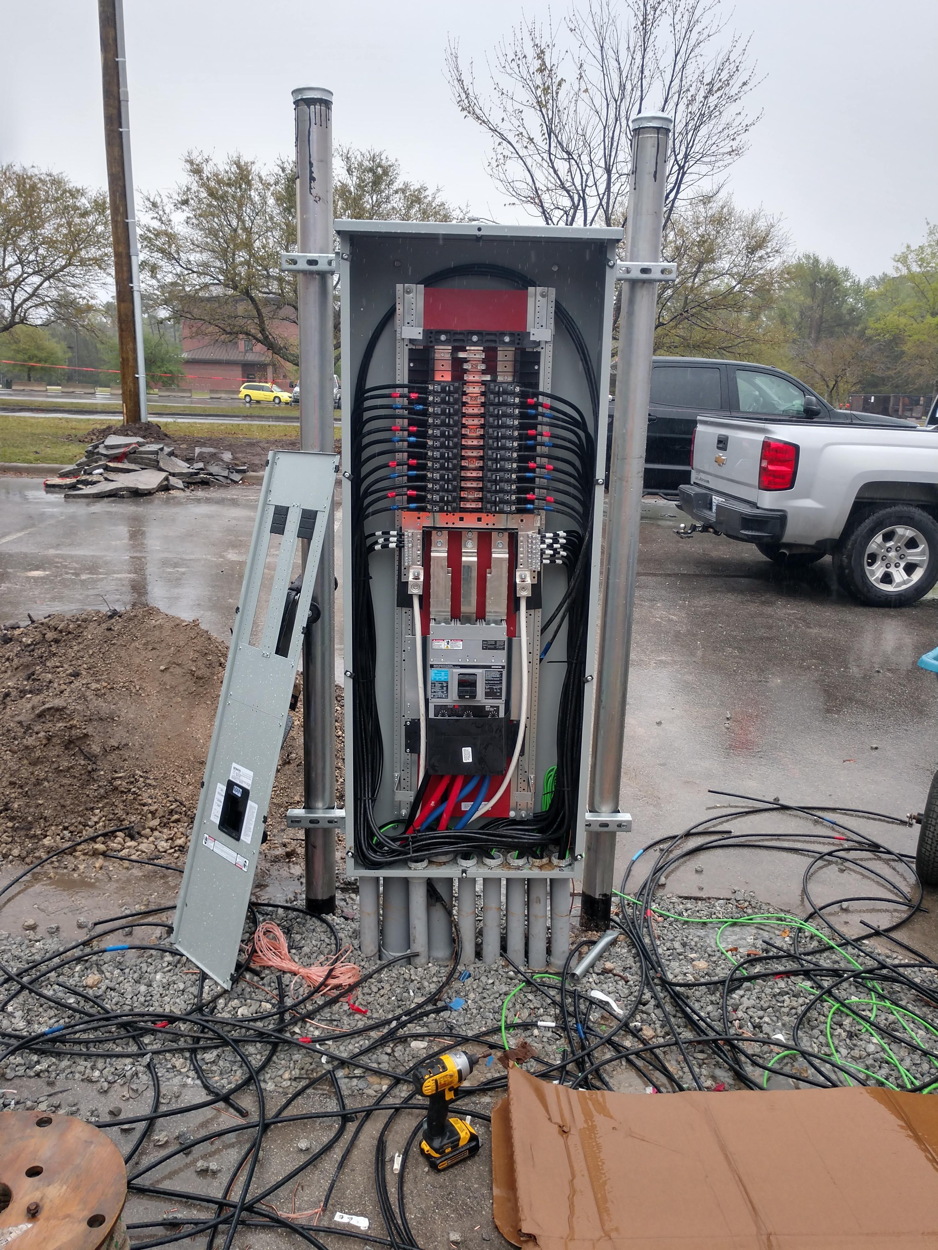 3 Mo. Apprentice, 1st large panel. Any advice? electricians