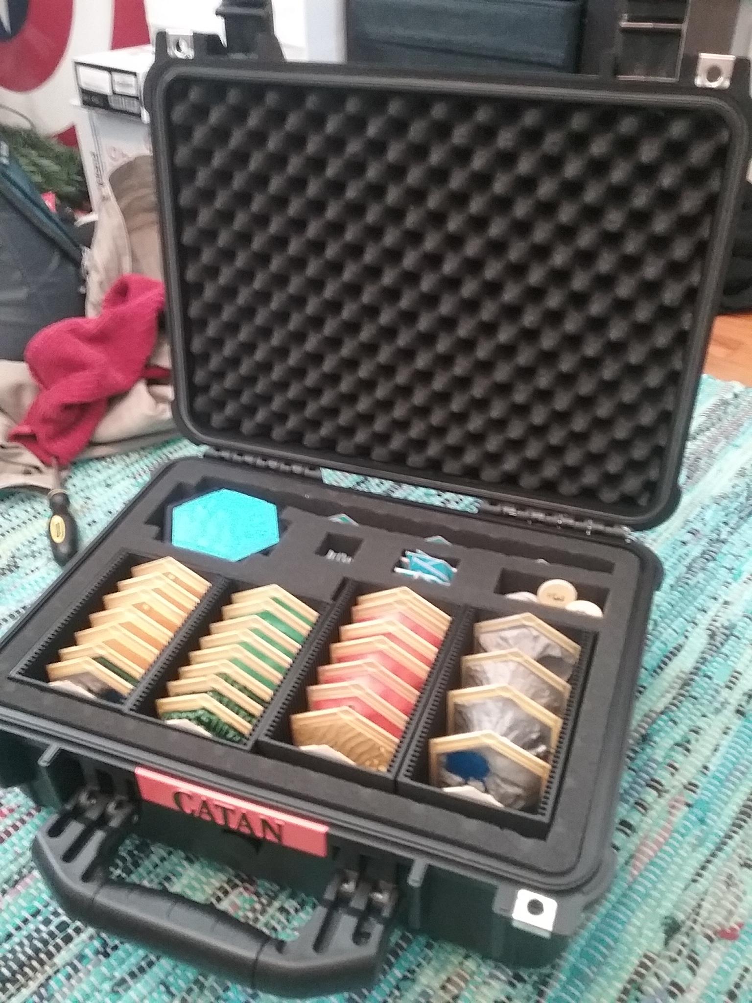 Custom case for my handmade catan game. (Vanilla and seafares) r/Catan