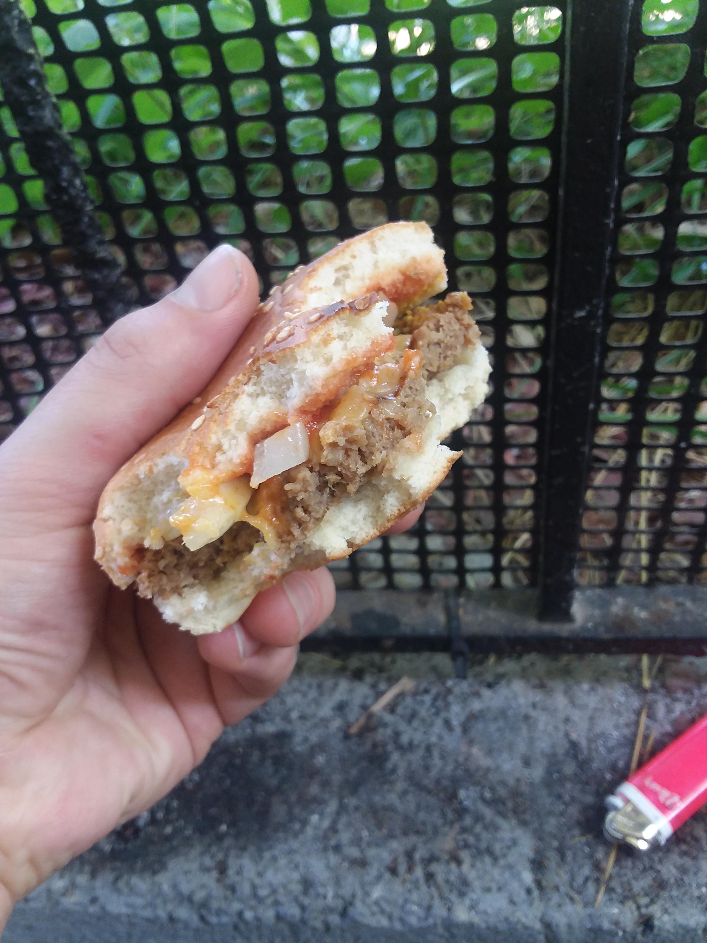 Dollar tree burger r/shittyfoodporn