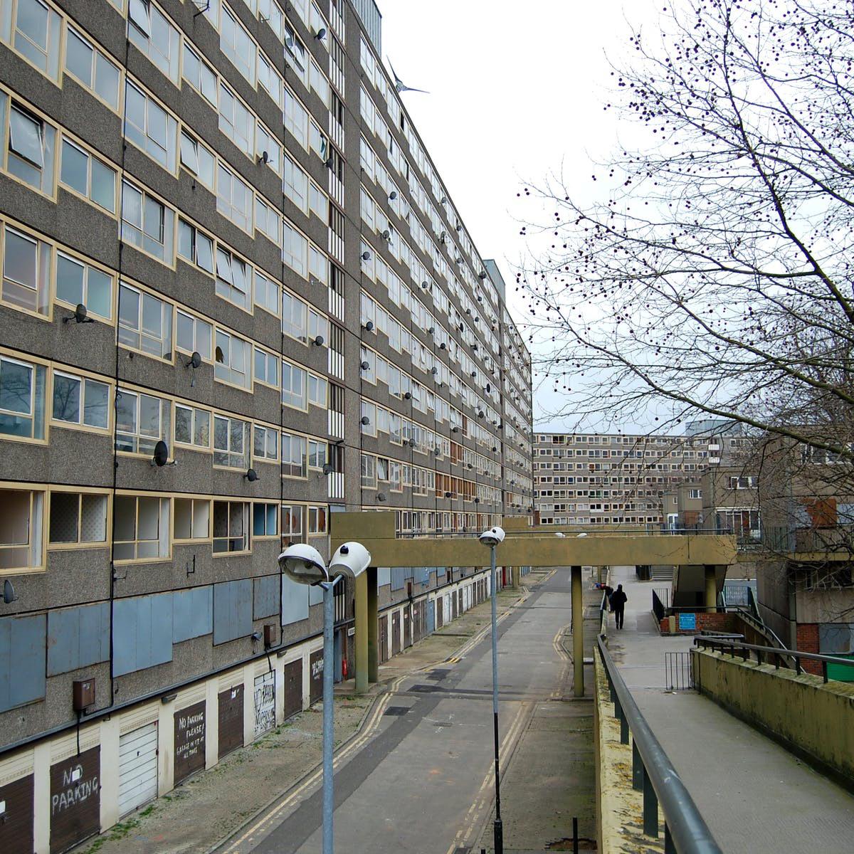 The Aylesbury Estate SE London (Burgess Park) r/UrbanHell