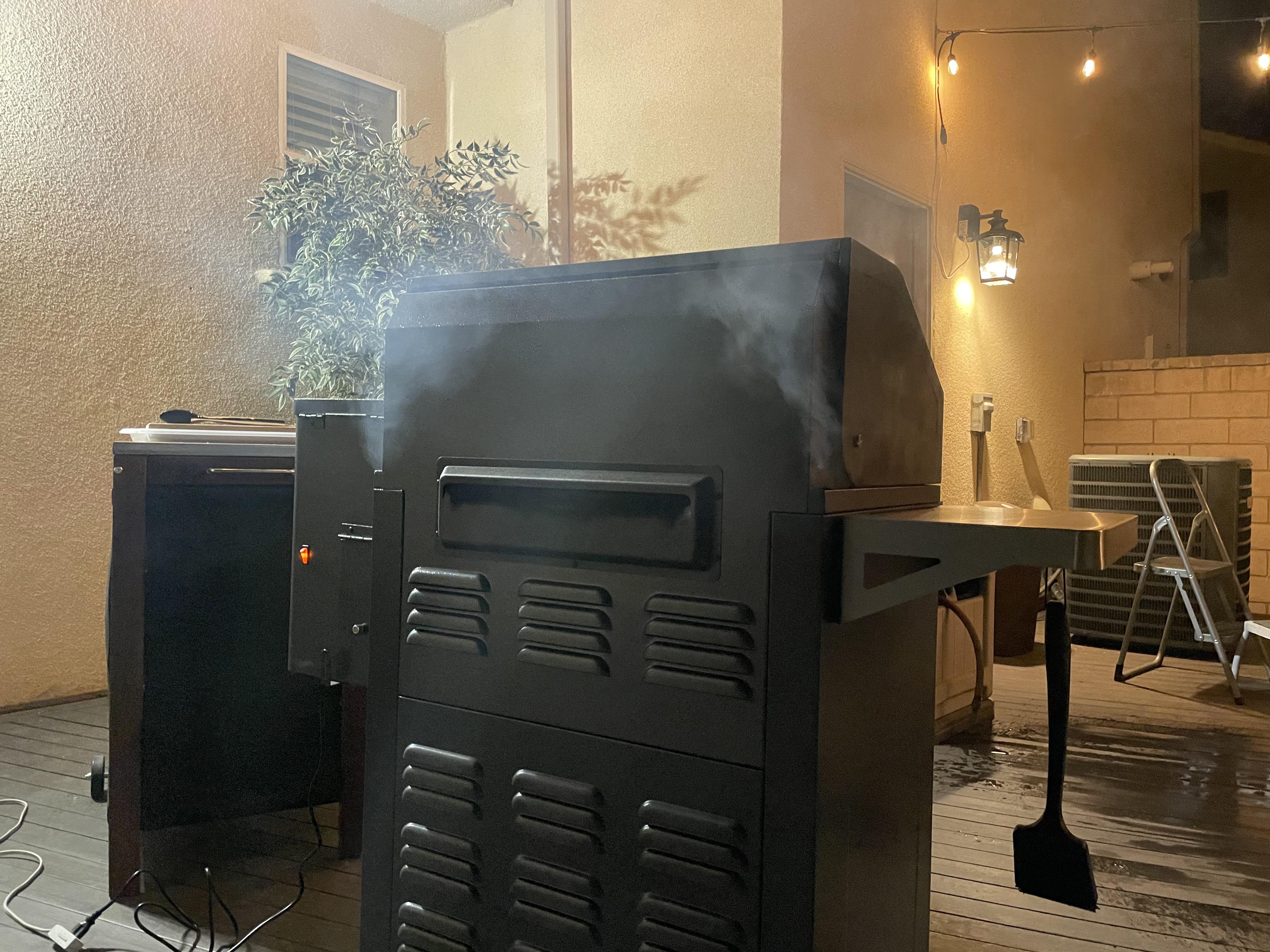 Newbie here, is the smoke supposed to come out the down draft? r/Traeger